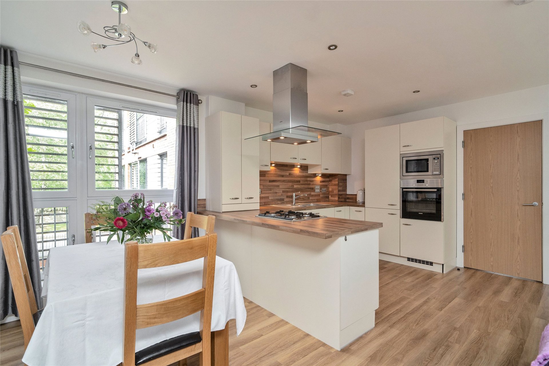 Flat 5, 52 East Fettes Avenue, Edinburgh, EH4 1FZ - Picture #2