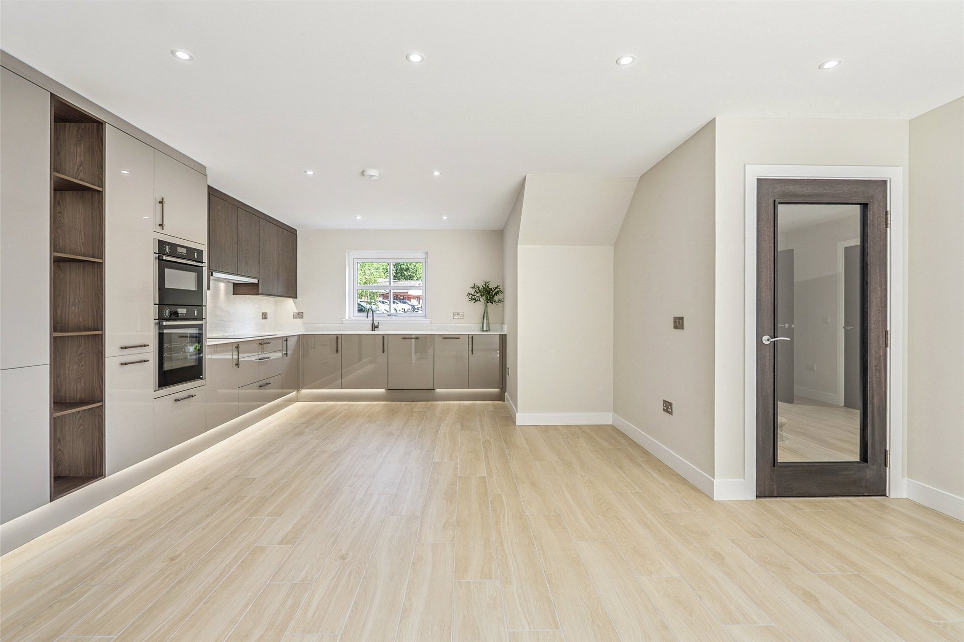 Plot 1 Braeview Gardens, Castle Brae, Dunfermline, Fife, KY11 8QF - Picture #2