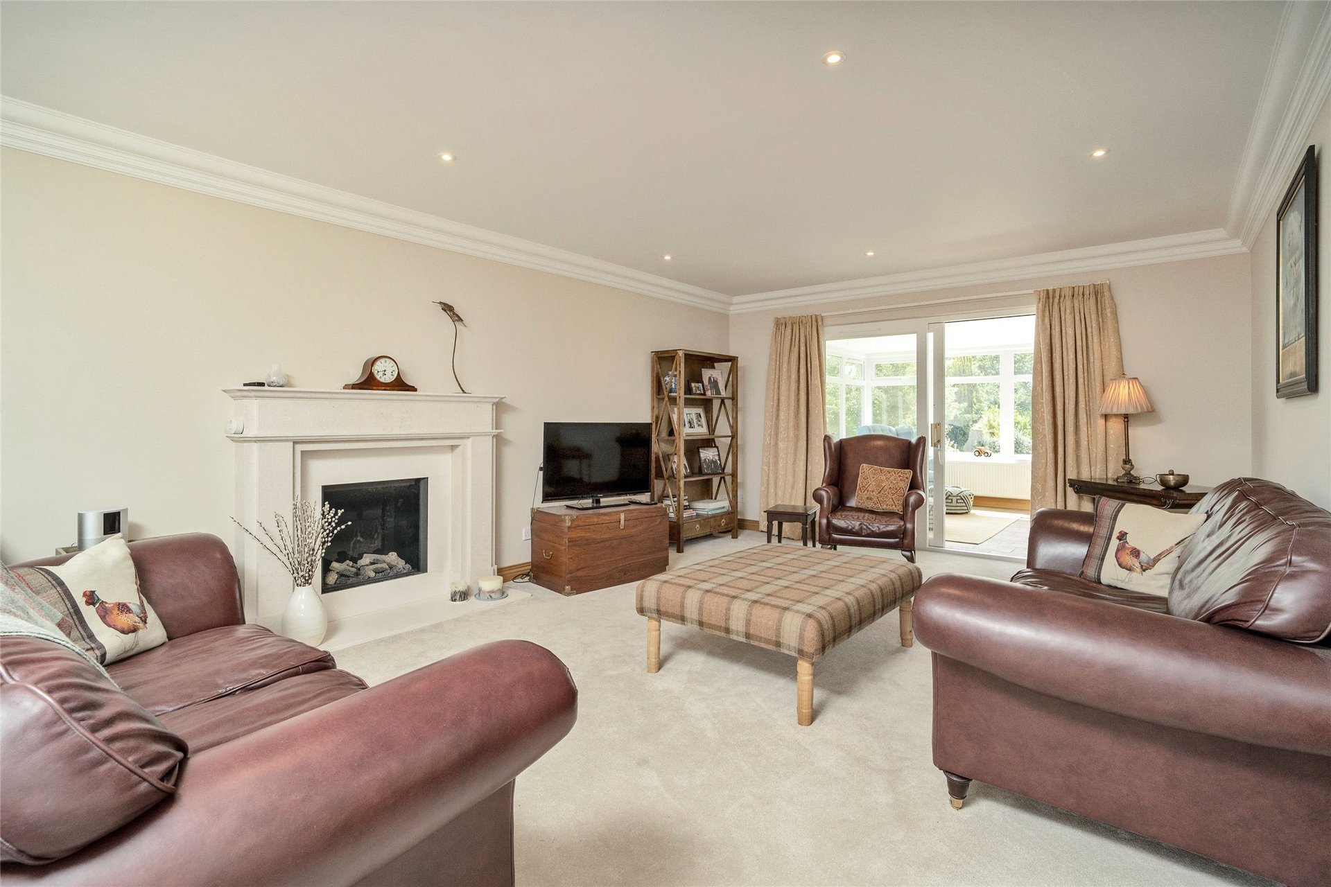 21 Broomlands, Kelso, Scottish Borders, TD5 7PR - Picture #3