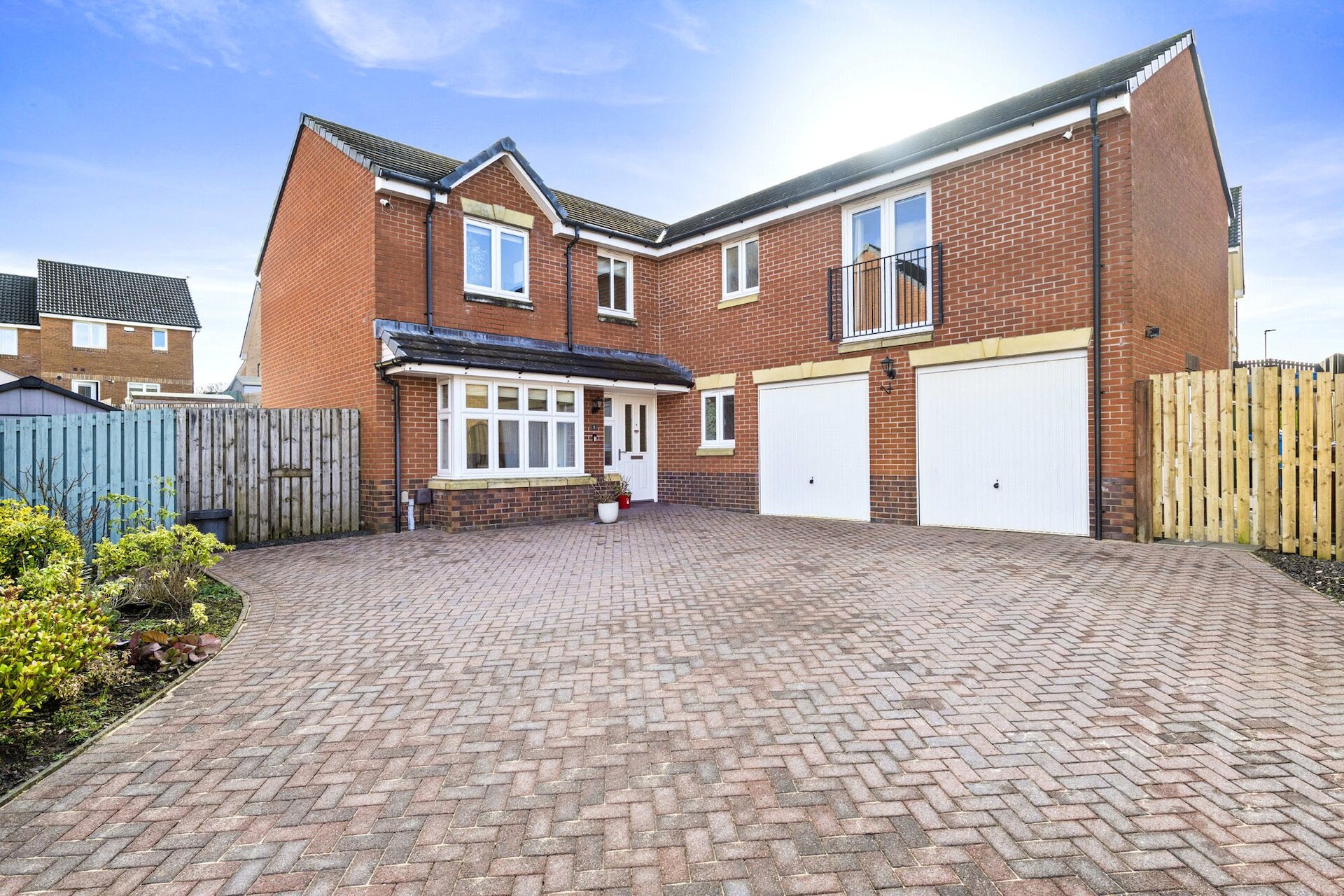 5 Petty Court, Jackton, Glasgow, South Lanarkshire, G74 5PX - Picture #1