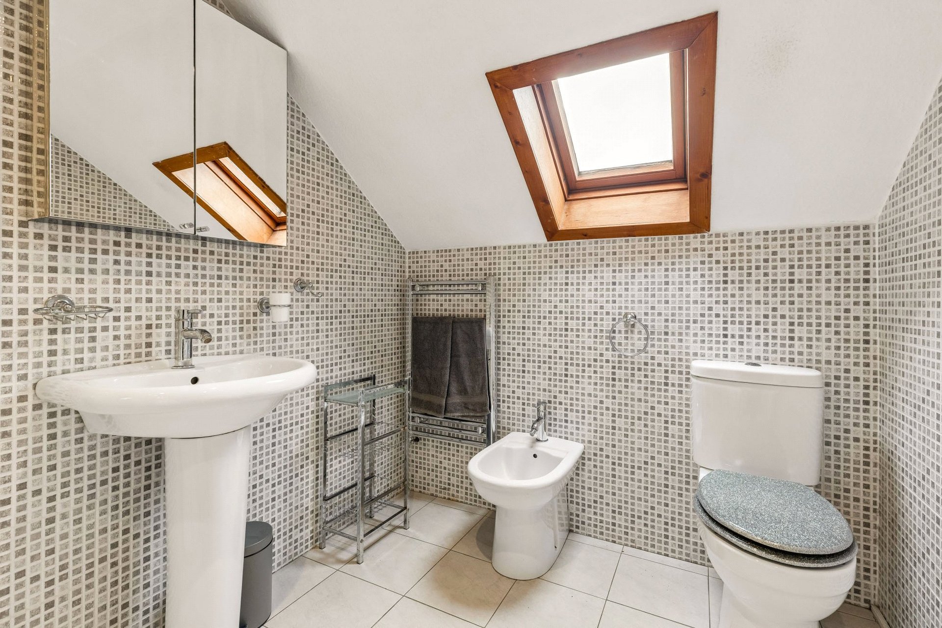 25 Ayr Road, Giffnock, Glasgow, G46 6SB - Picture #35