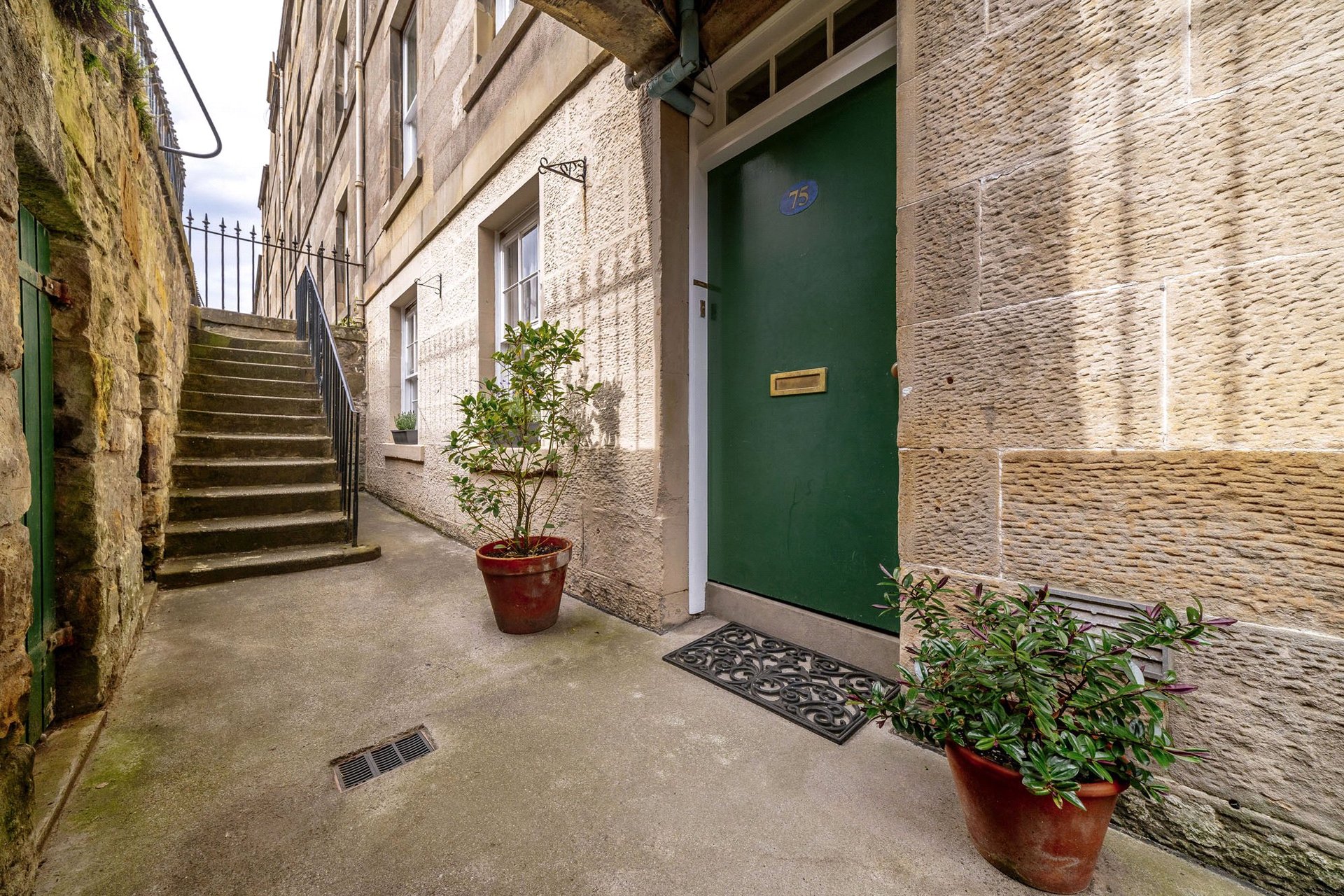 75/1 St. Stephen Street, Stockbridge, Edinburgh, EH3 5AG - Picture #2