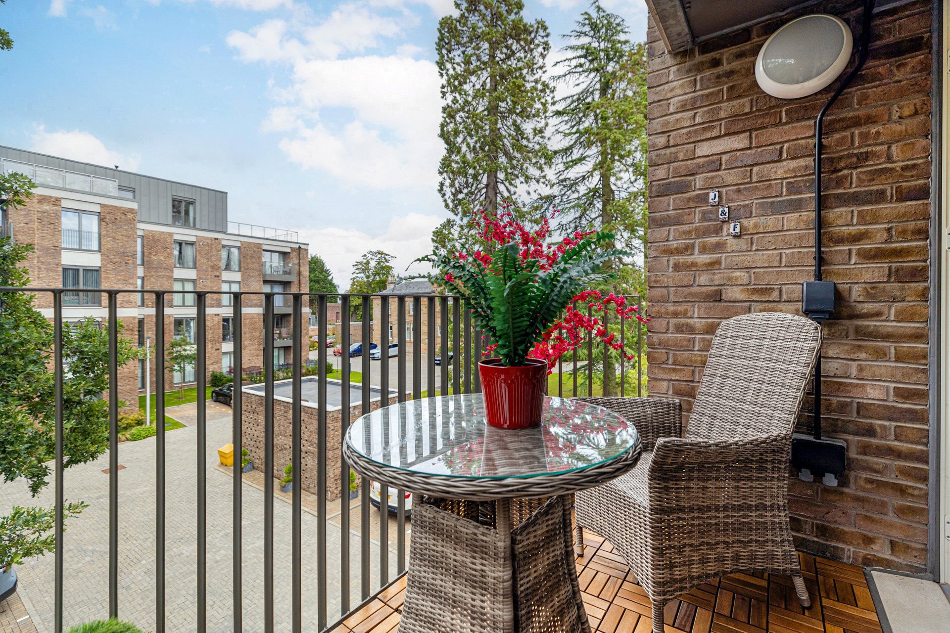 Flat 2/1, 3 Eastwoodhill Grove, Giffnock, Glasgow, East Renfrewshire, G46 6BB - Picture #17