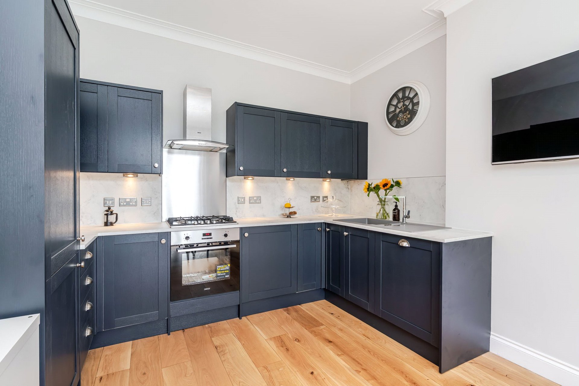 41 First Avenue, Glasgow, G44 3UA - Picture #12