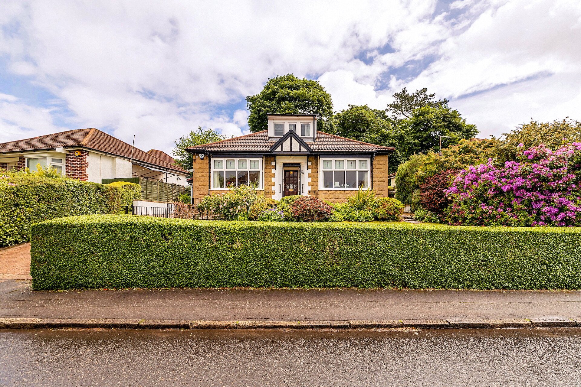 14 Hillfoot Drive, Bearsden, G61 3QQ - Picture #1