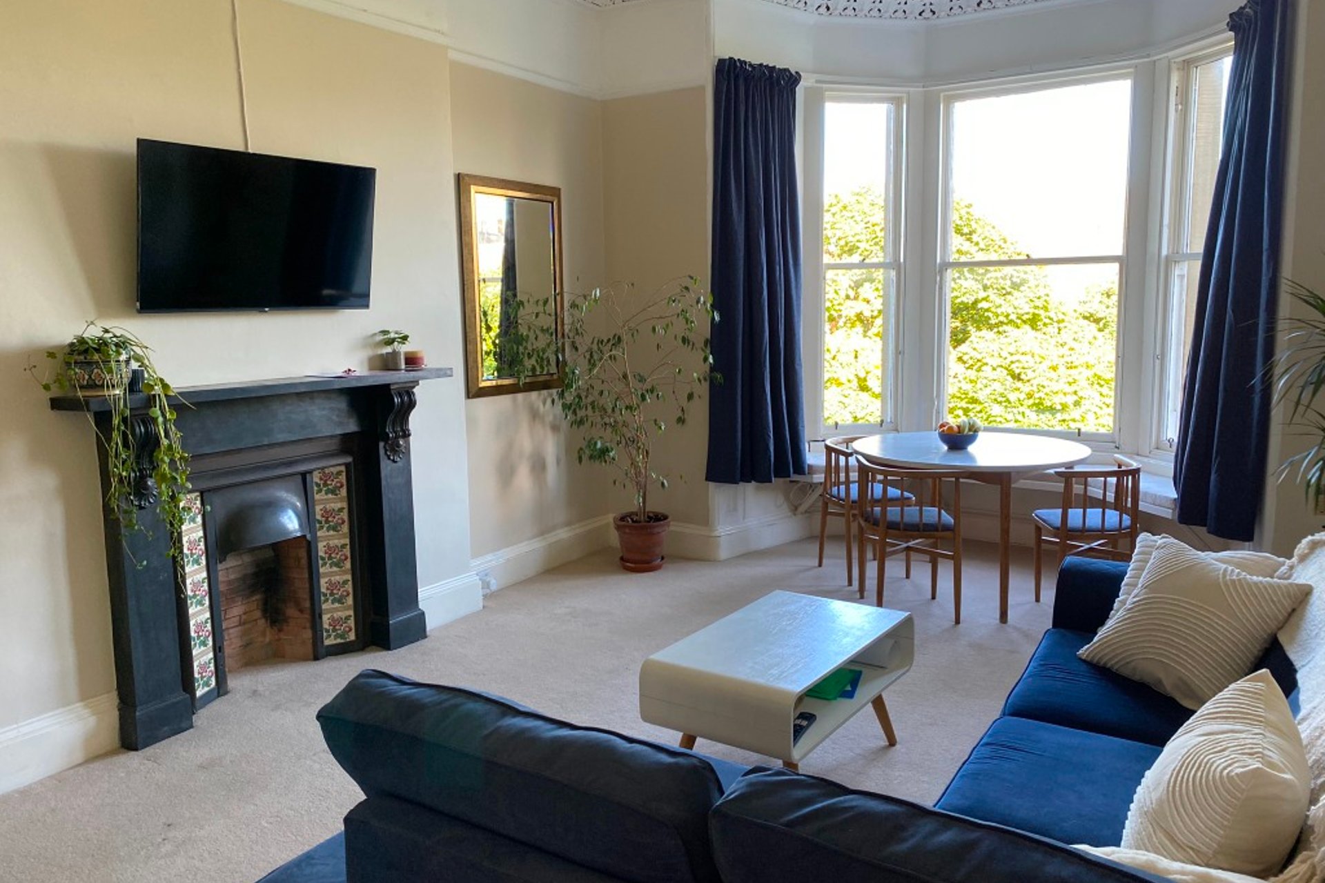 14 Gladstone Terrace, Marchmont, Edinburgh, EH9 1LT - Picture #2
