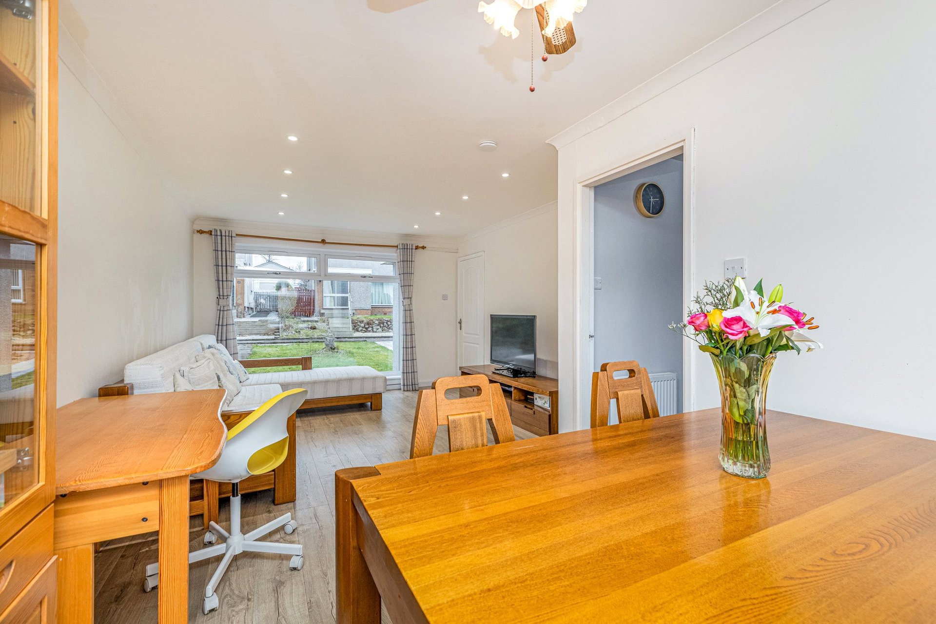 19 Carnock Gardens, Milngavie, G62 7RU - Picture #6