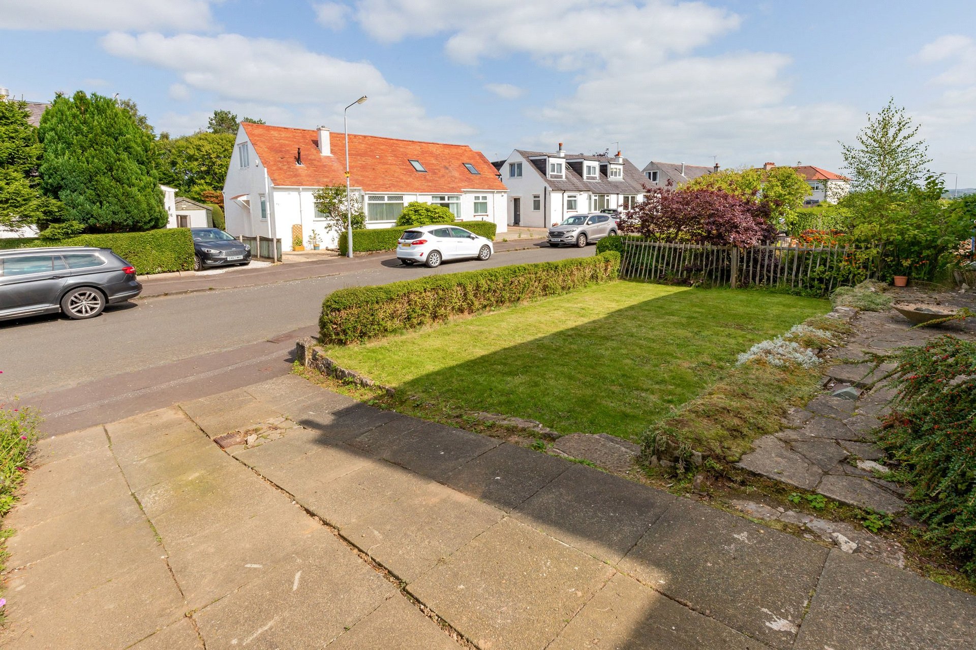 34 Mansefield Crescent, Clarkston, Glasgow, G76 7EB - Picture #2