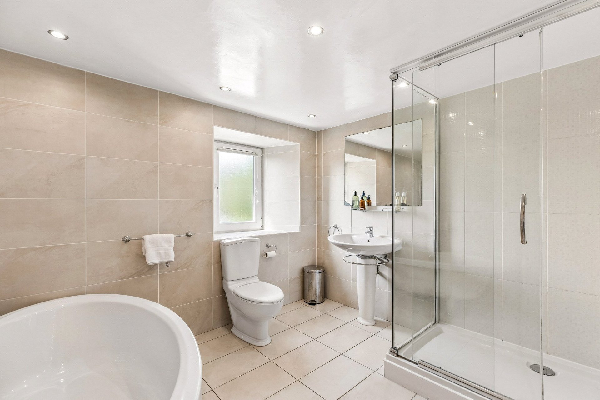 60 Newlands Road, Newlands, Glasgow, G43 2JH - Picture #25