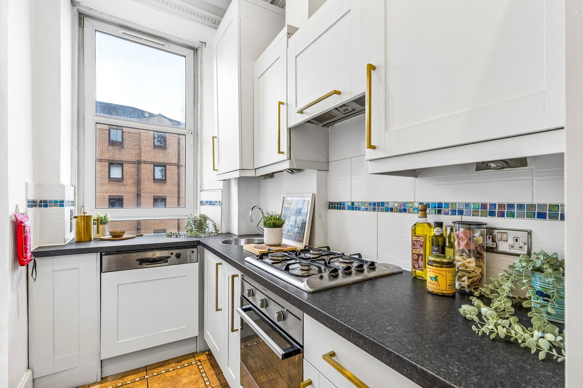 Flat 2/2, 37 West Graham Street, Garnethill, Glasgow City, G4 9LJ - Picture #8