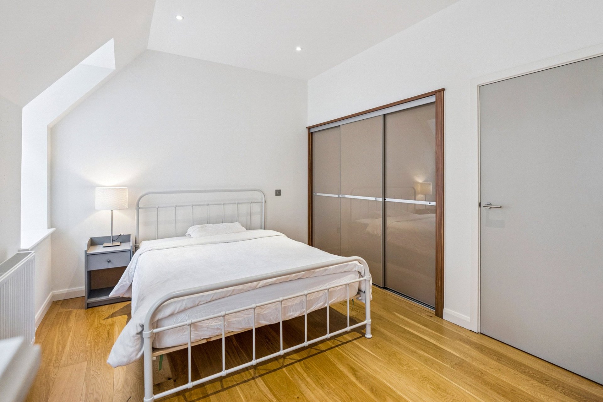 Flat 23, 13 Simpson Loan, Edinburgh, Midlothian, EH3 9GN - Picture #12