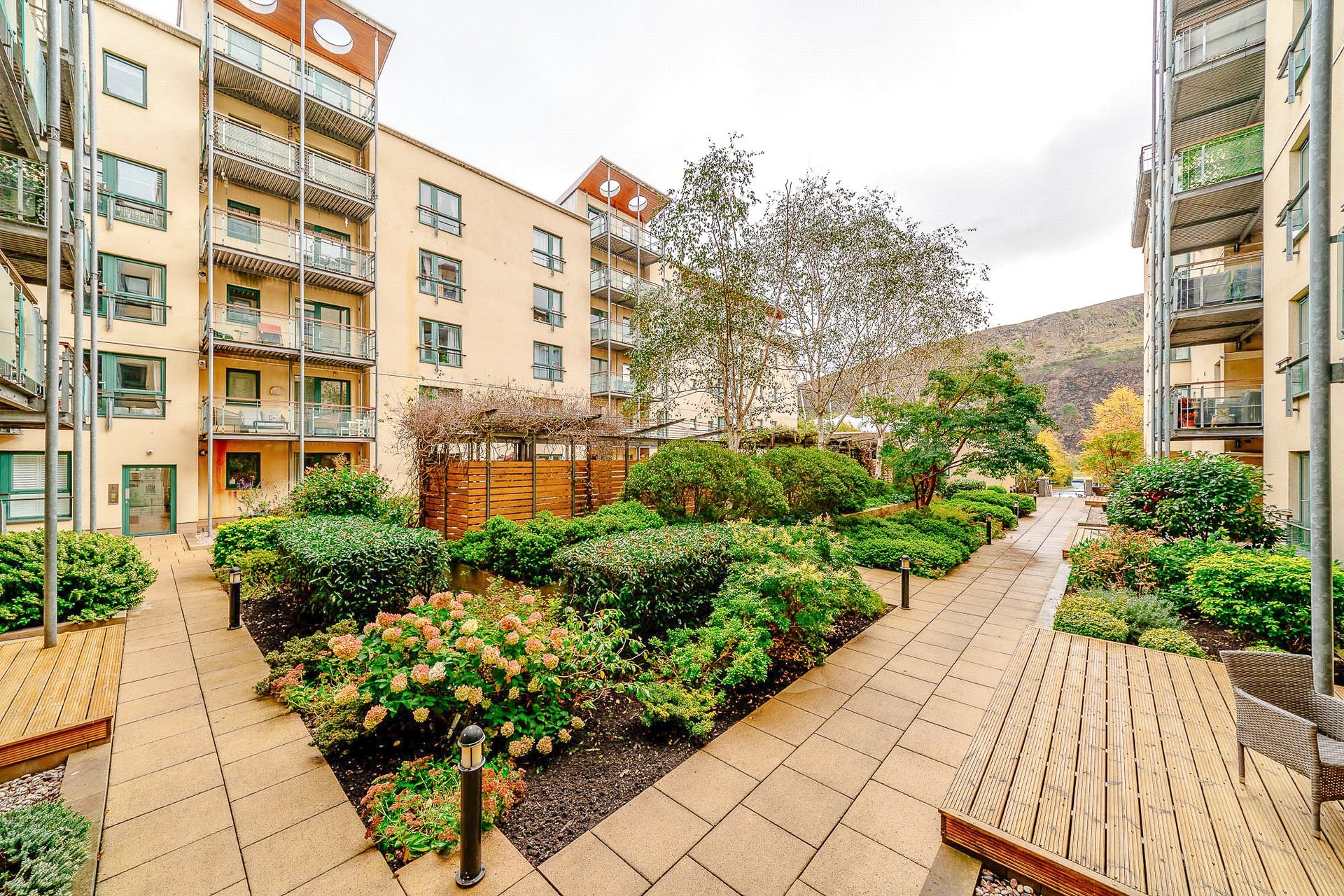 Flat 34, The Park, 89 Holyrood Road, Edinburgh, EH8 8BA - Picture #25