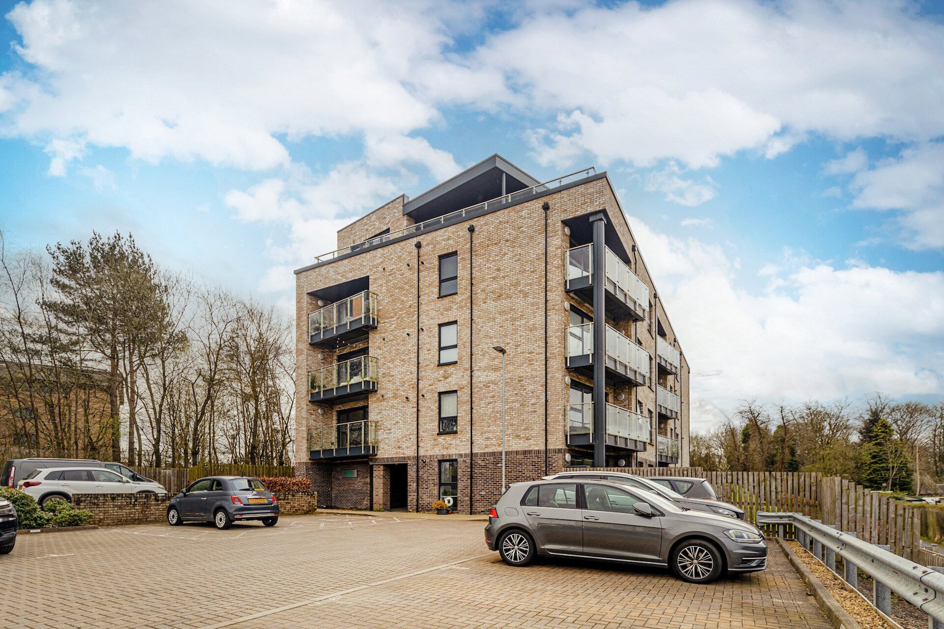 0/2, 16 Haggs Gate, Pollokshaws, Glasgow, G41 4BE - Picture #1