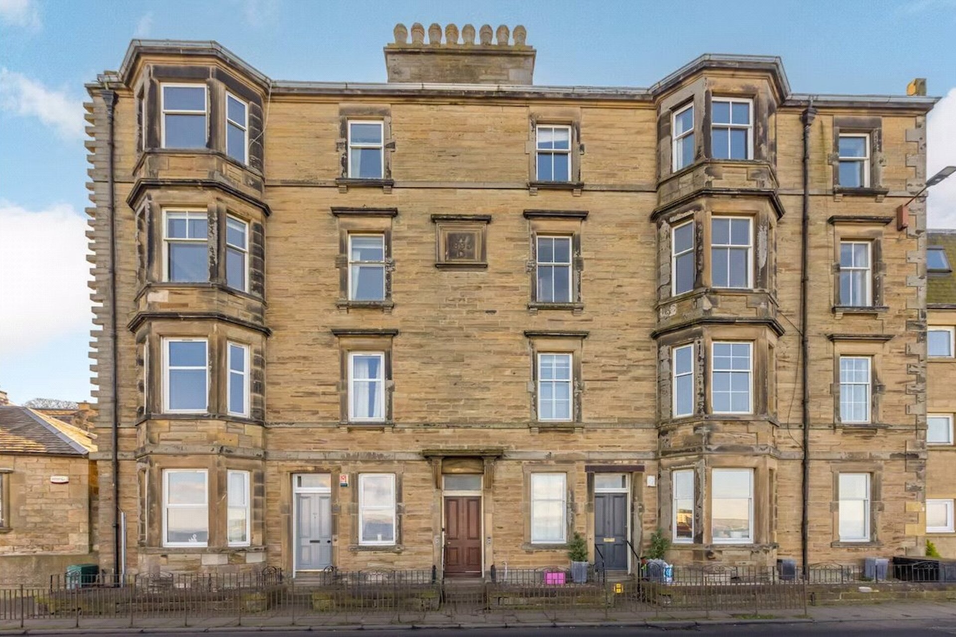 23/4 Starbank Road, Edinburgh, Midlothian, EH5 3BY - Picture #1