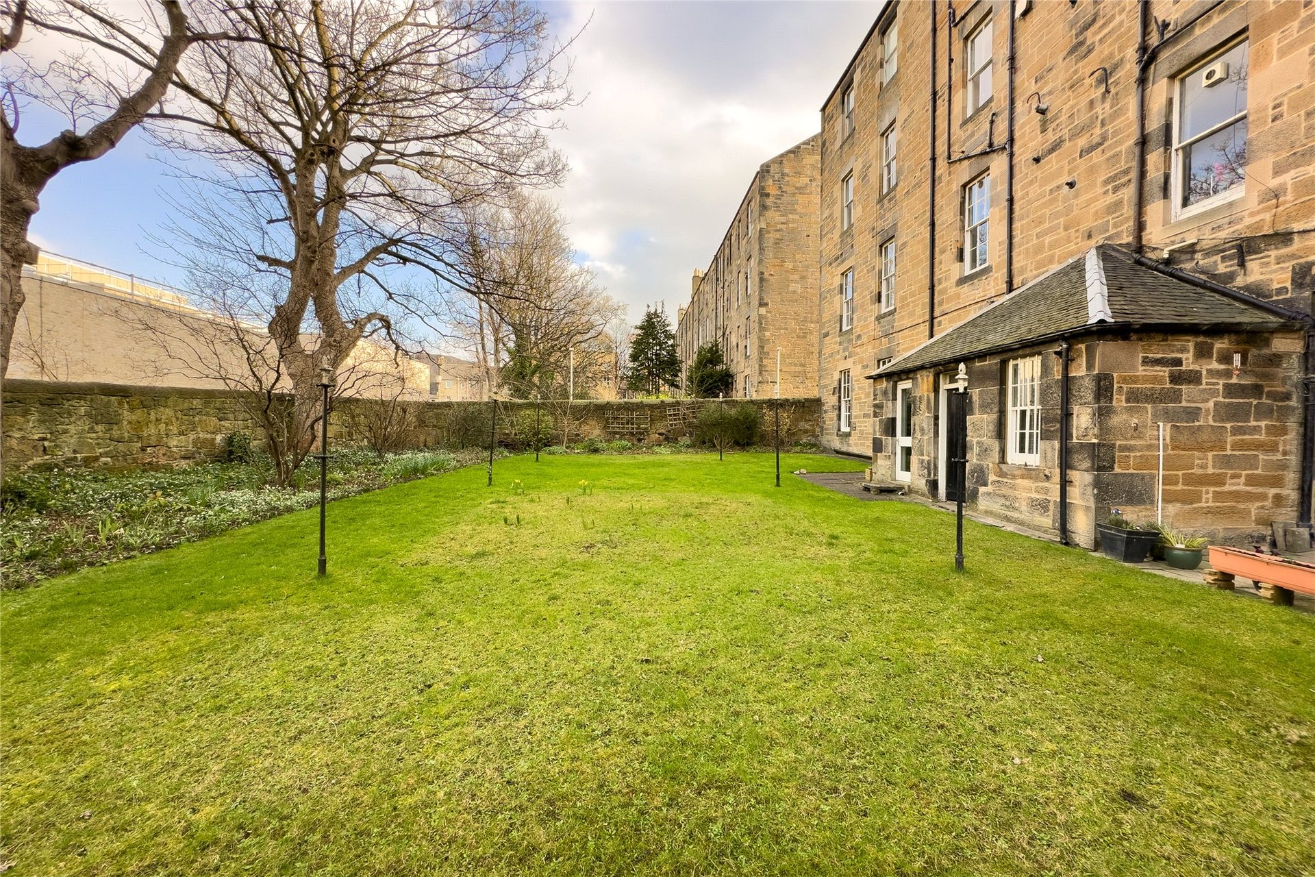 17/4 (2F2), Lutton Place, Edinburgh, Midlothian, EH8 9PD - Picture #19