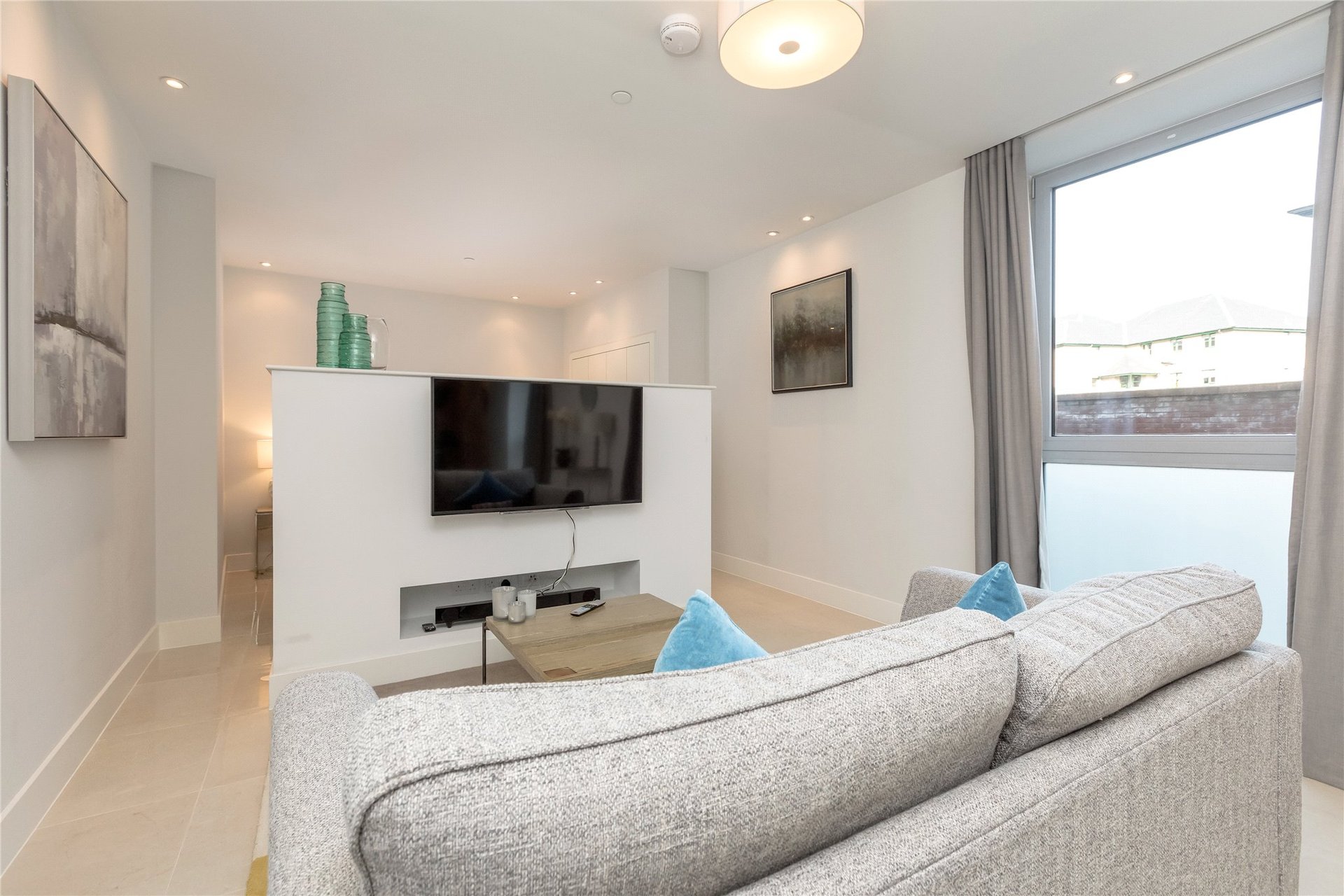 Flat 7, 5A, St. Vincent Place, Edinburgh, Midlothian, EH3 5BQ - Picture #2
