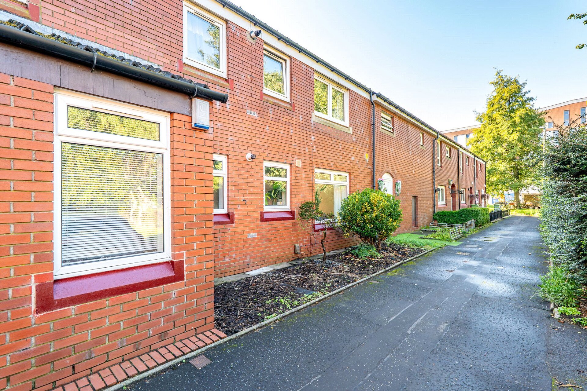 12 Walker Court, Partick, Glasgow, G11 6QP - Picture #1