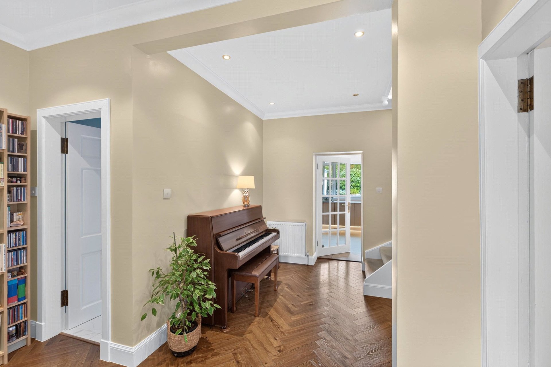 80 Evan Drive, Giffnock, Glasgow, East Renfrewshire, G46 6NQ - Picture #4
