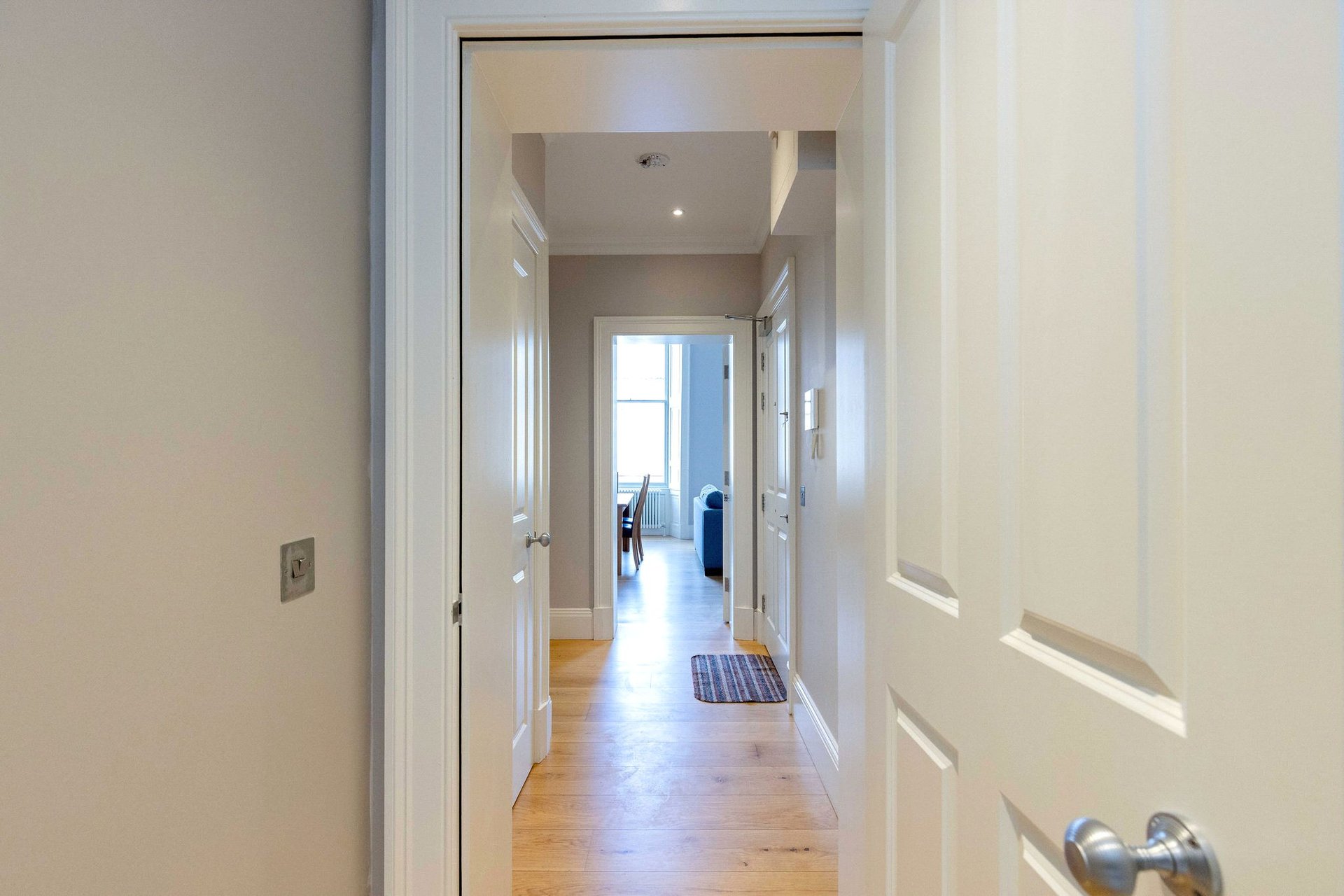 Flat 4, 19 York Place, Edinburgh, EH1 3EB - Picture #10