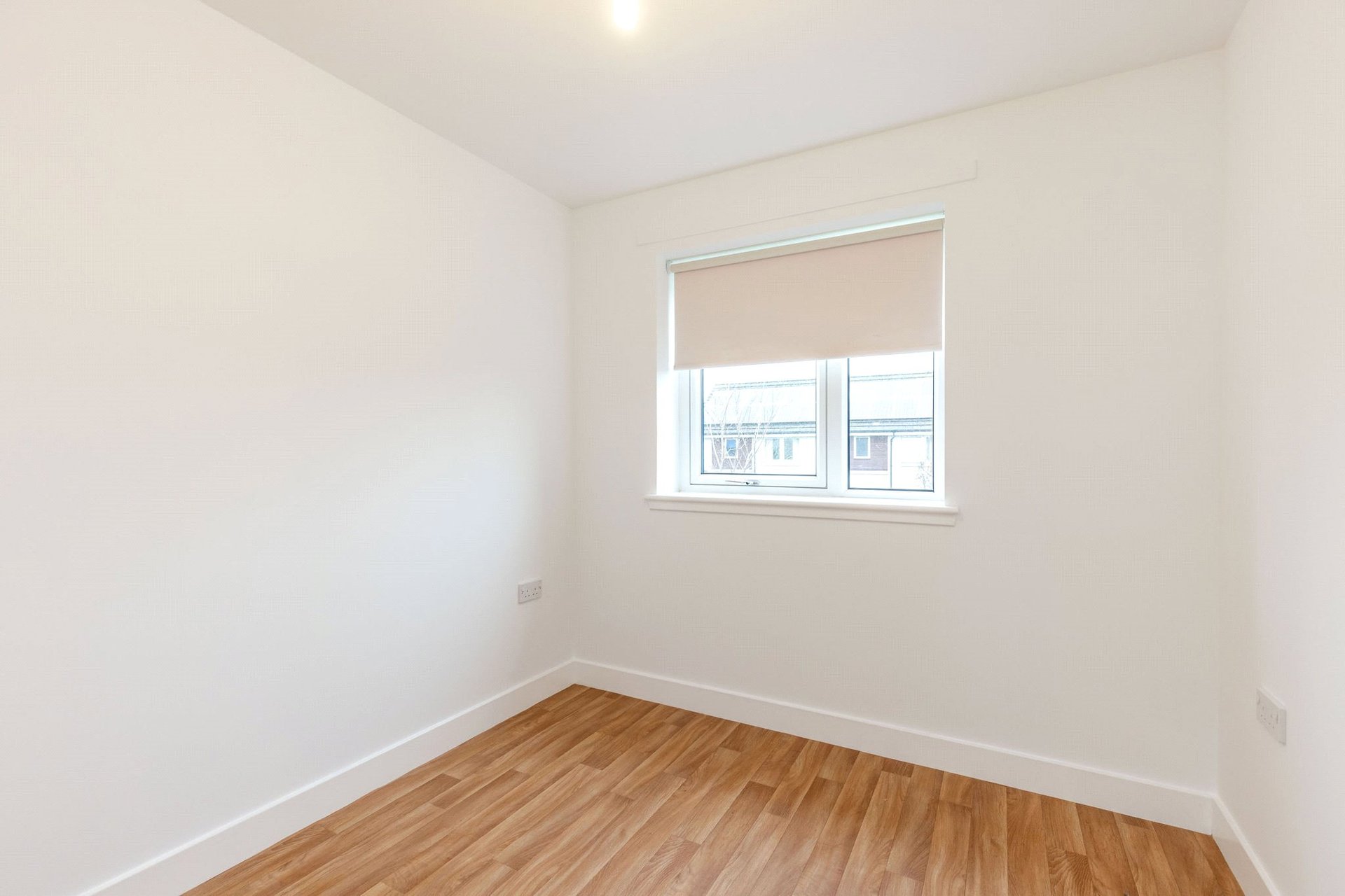 70 Oaklands Square, Broomhouse, Edinburgh, EH11 3AH - Picture #14