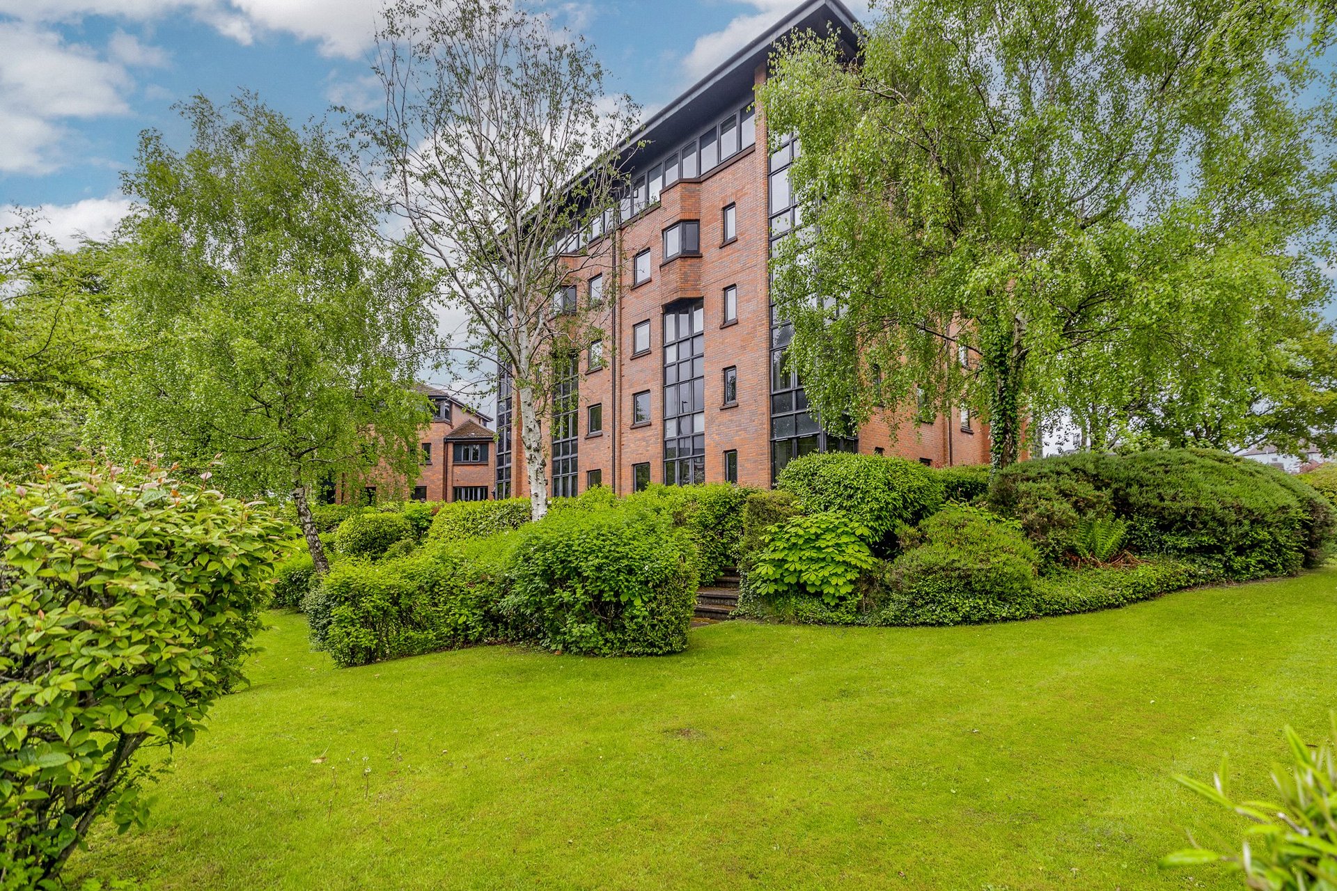 17 Mclaren Court, Fenwick Place, Giffnock, Glasgow, East Renfrewshire, G46 6UF - Picture #20