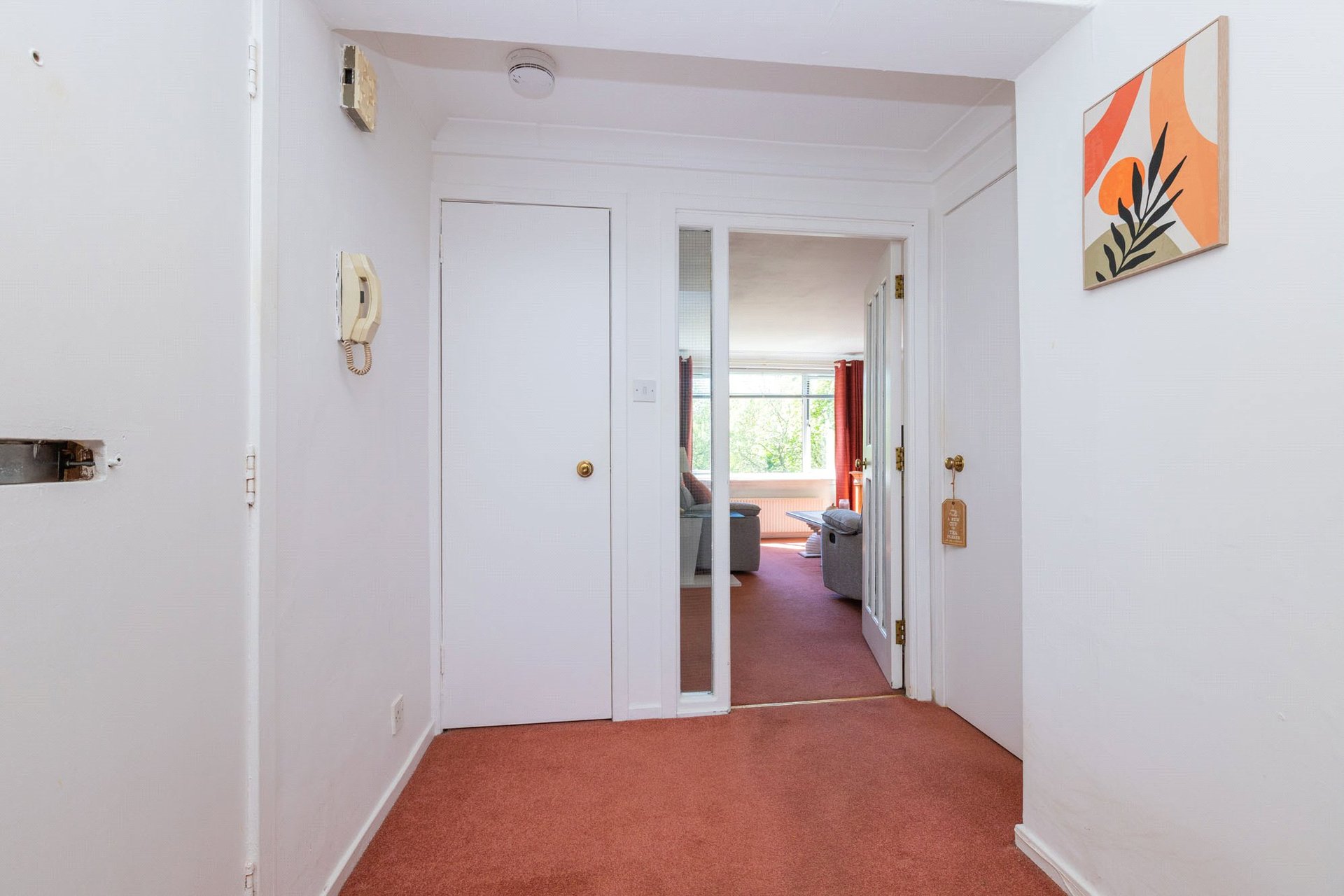Flat A, 18 Buchanan Drive, Newton Mearns, Glasgow, East Renfrewshire, G77 6QN - Picture #2
