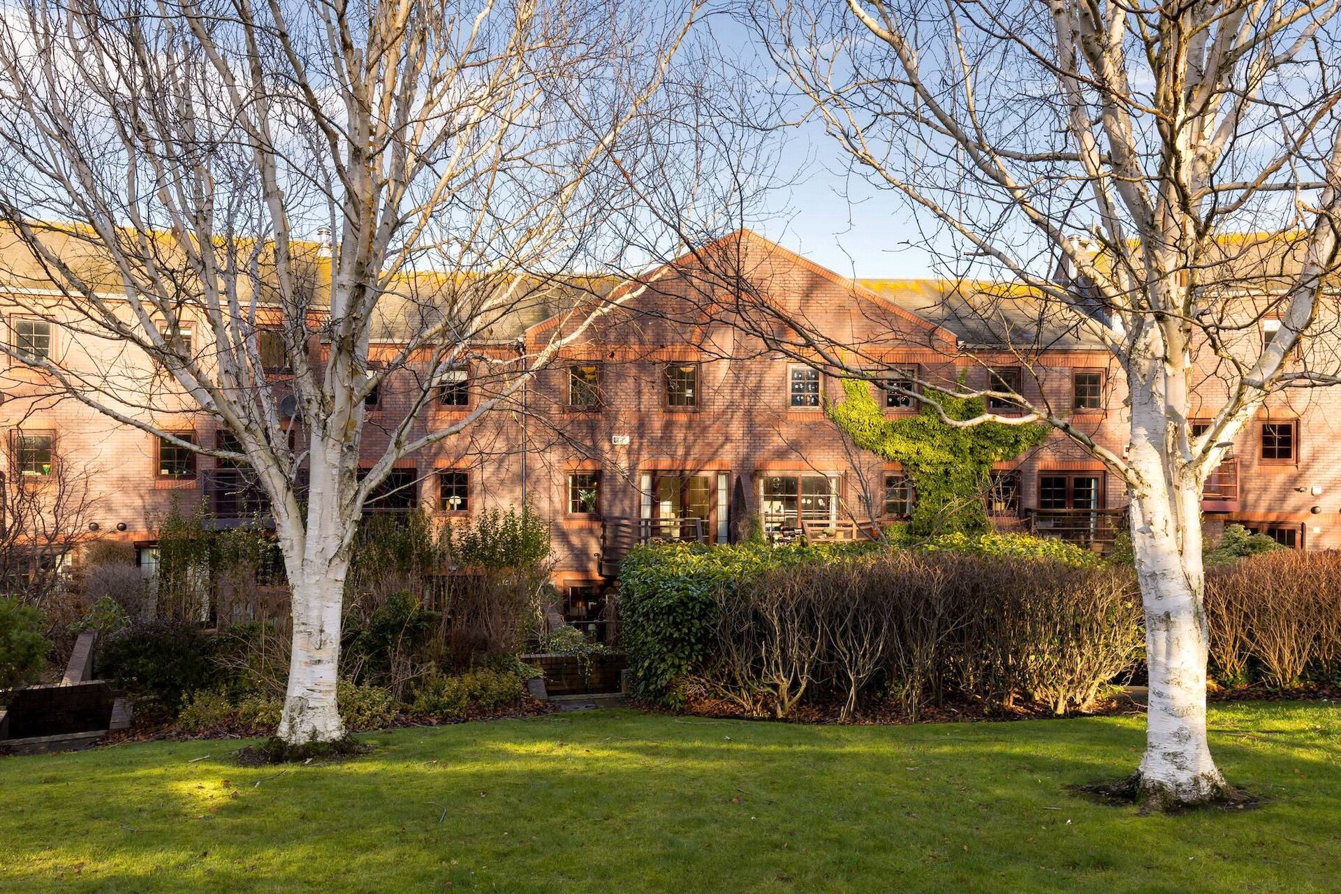 69 Orchard Brae Avenue, Edinburgh, EH4 2UR - Picture #1