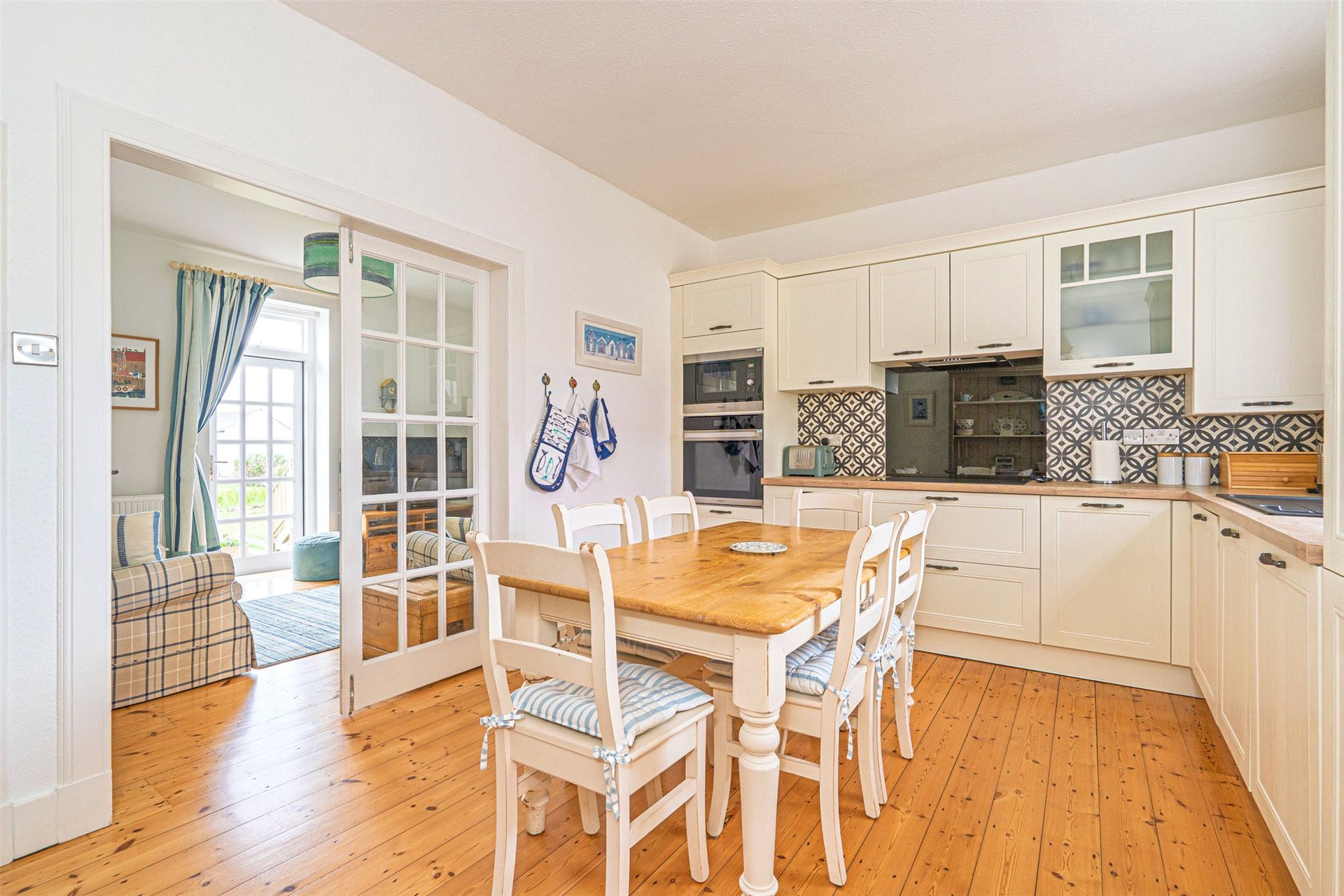 2 Coastguard Cottages, Admiralty Lane, Elie, Leven, KY9 1BJ - Picture #4
