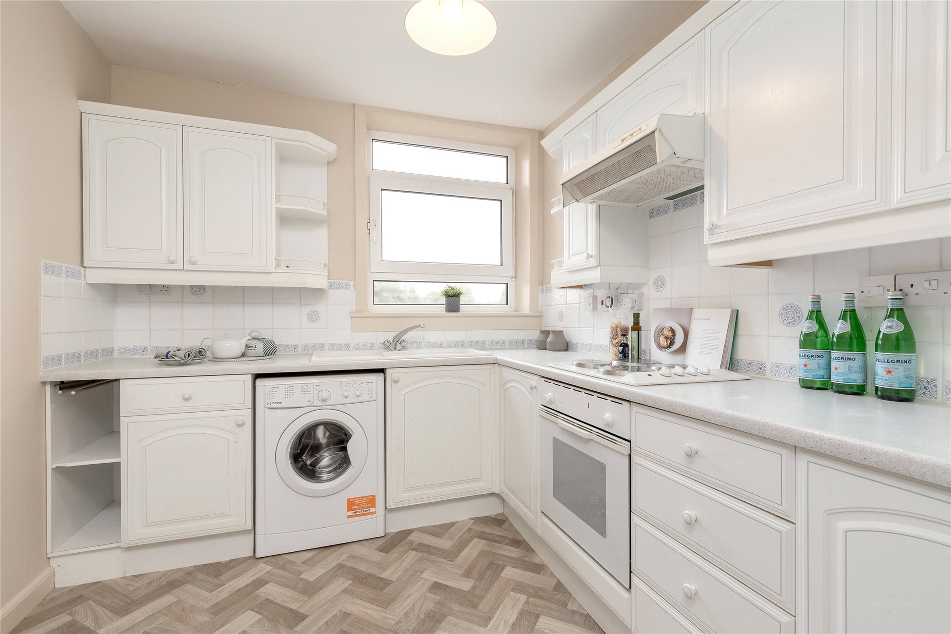 Flat 6, Almond Court West, 3 Braehead Park, Edinburgh, Midlothian, EH4 6AY - Picture #9