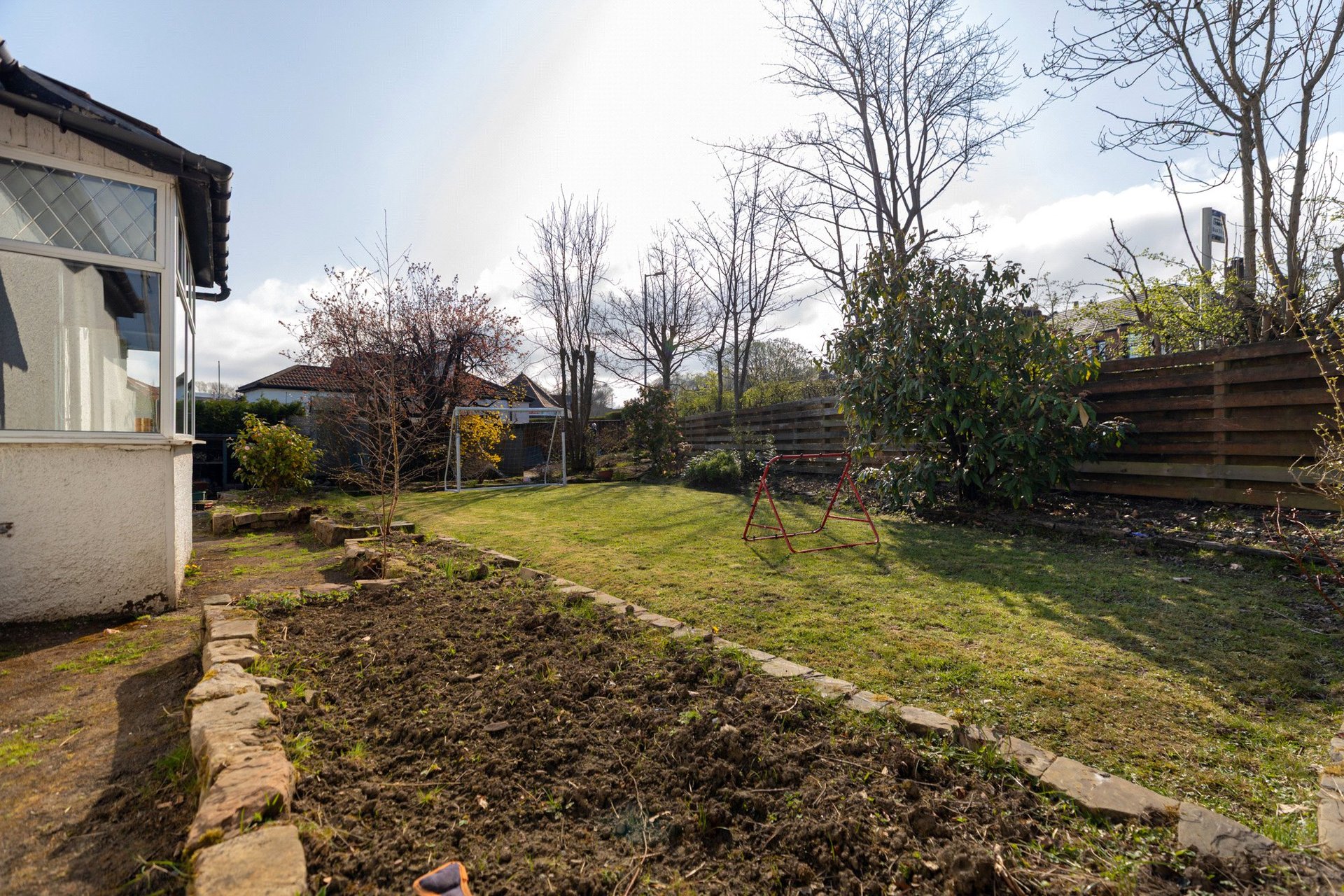2 Broomley Drive, Giffnock, Glasgow, G46 6PD - Picture #30