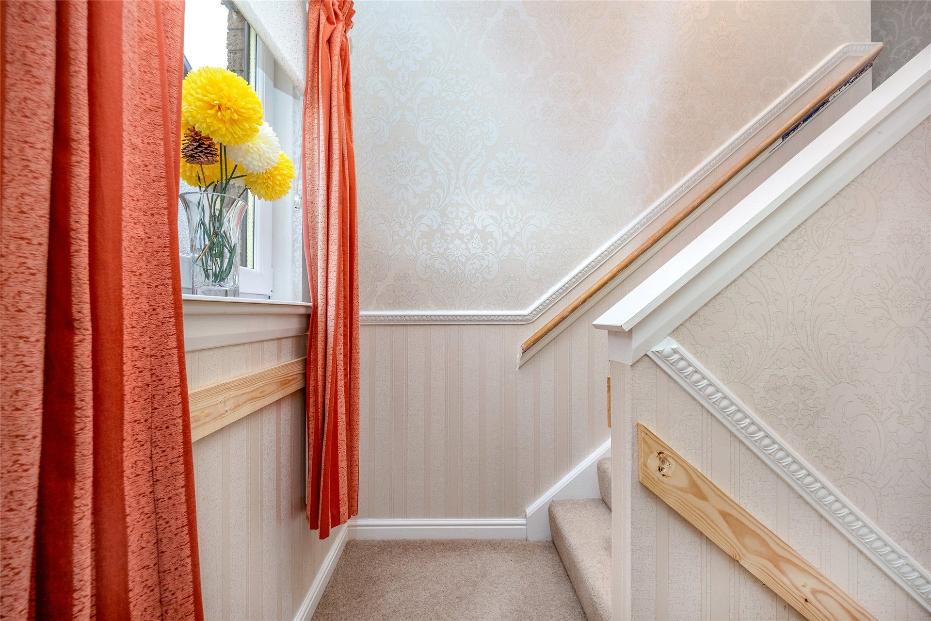 18 Dumbrock Road, Milngavie, G62 7RB - Picture #15