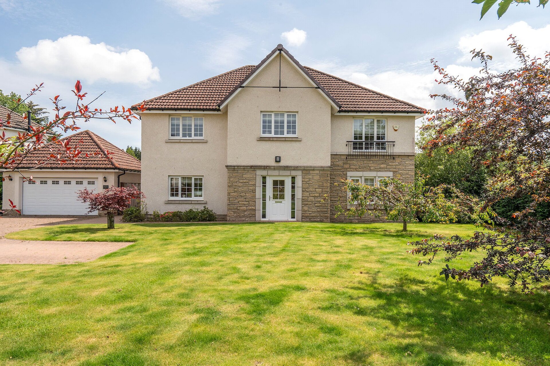 Park House, 51 Abbey Park, Auchterarder, Perth and Kinross, PH3 1EN - Picture #1
