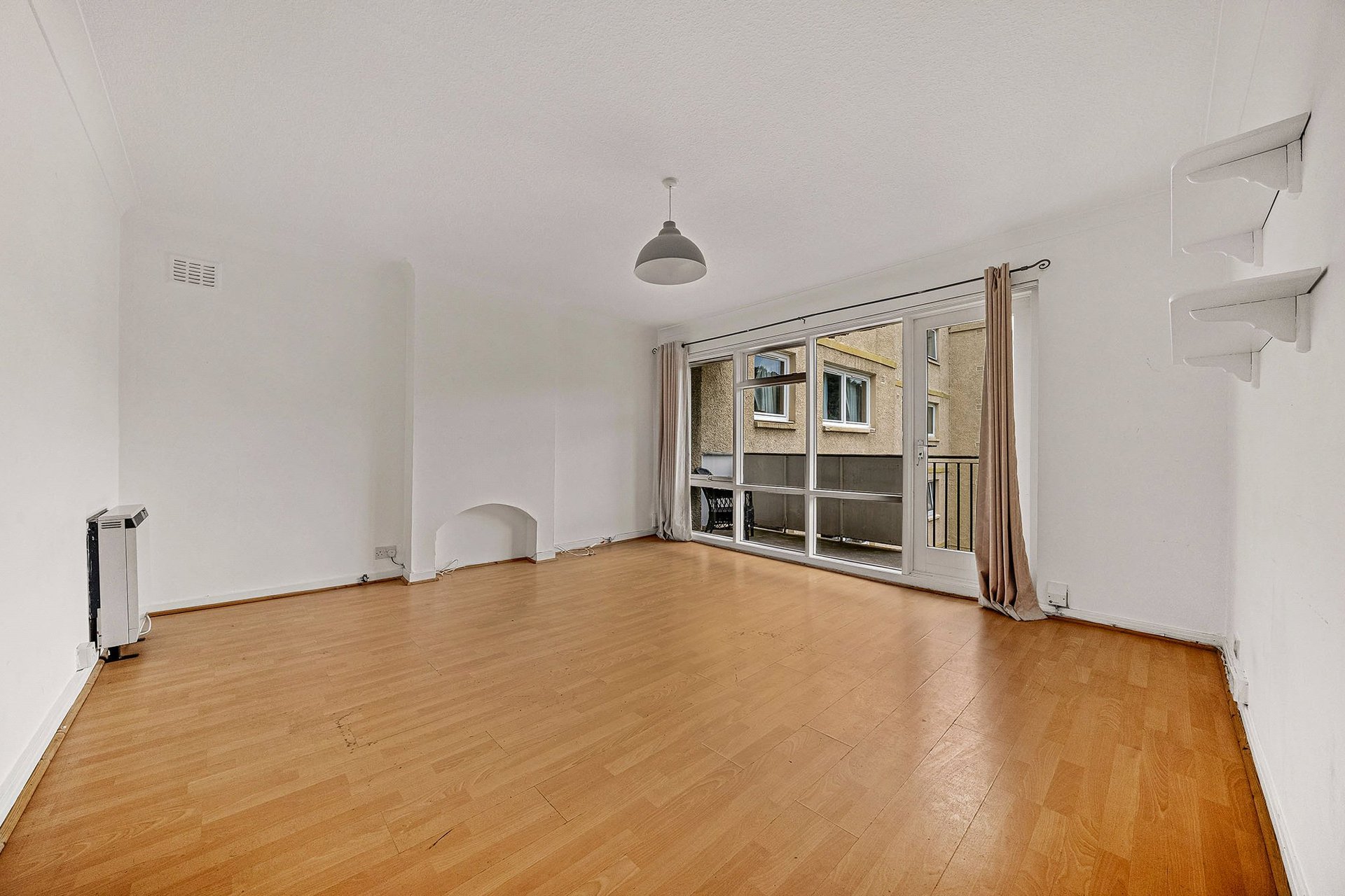 13 Queen's Park Court, Edinburgh, Midlothian, EH8 7DY - Picture #4
