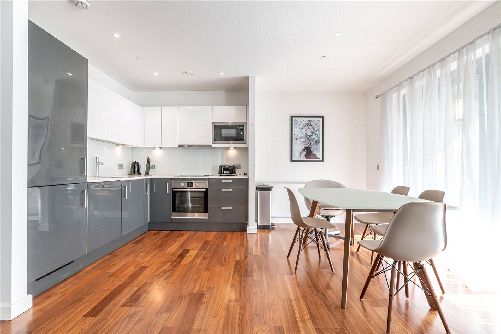 Flat 2/4, 7 Bath Street, City Centre, Glasgow, G2 1HS - Picture #7
