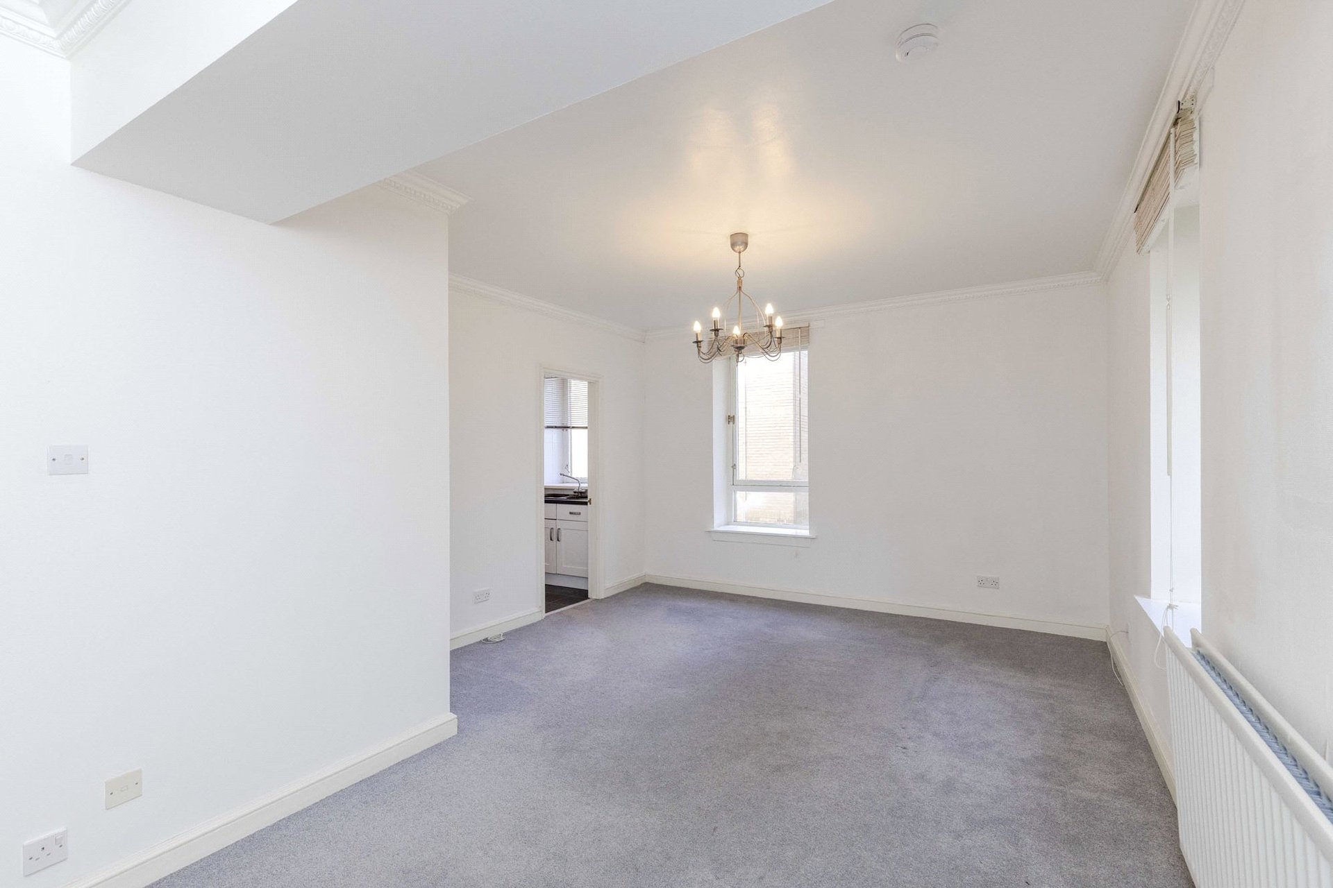 19/3 East Parkside, Edinburgh, EH16 5XN - Picture #3