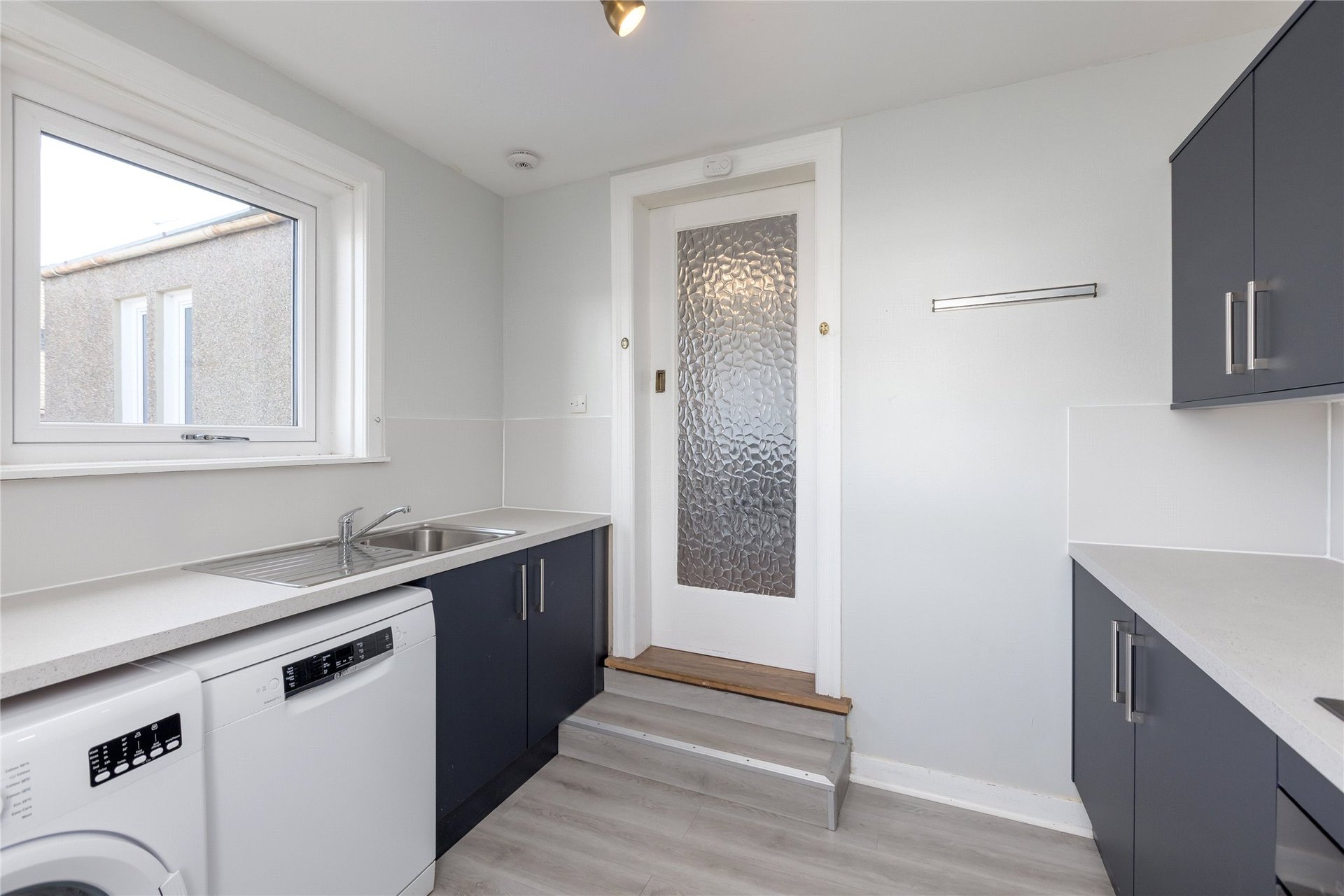 39 Tylers Acre Road, Edinburgh, EH12 7HY - Picture #4