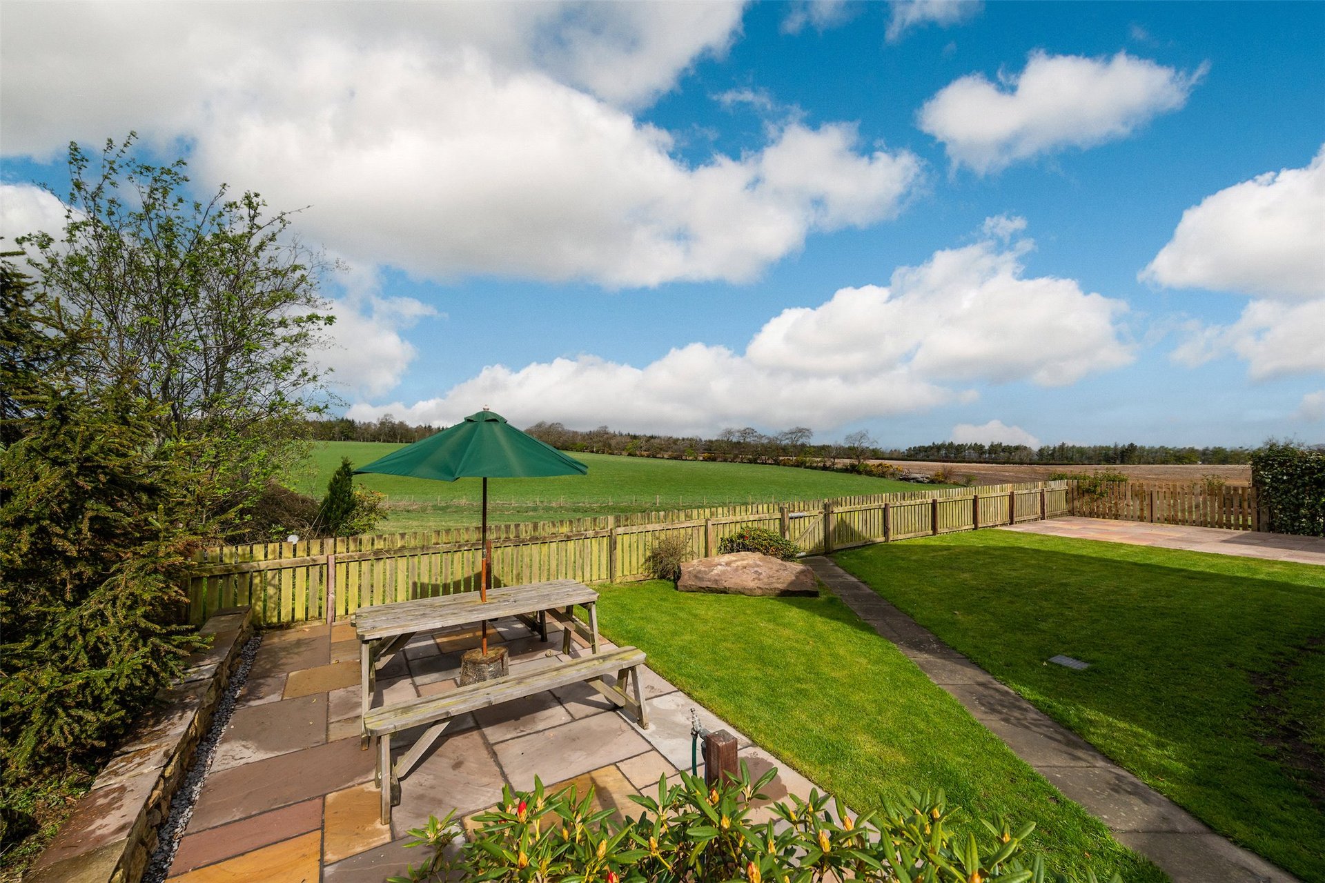 2 Newbigging Cottages, Rosewell, Midlothian, EH24 9DY - Picture #24