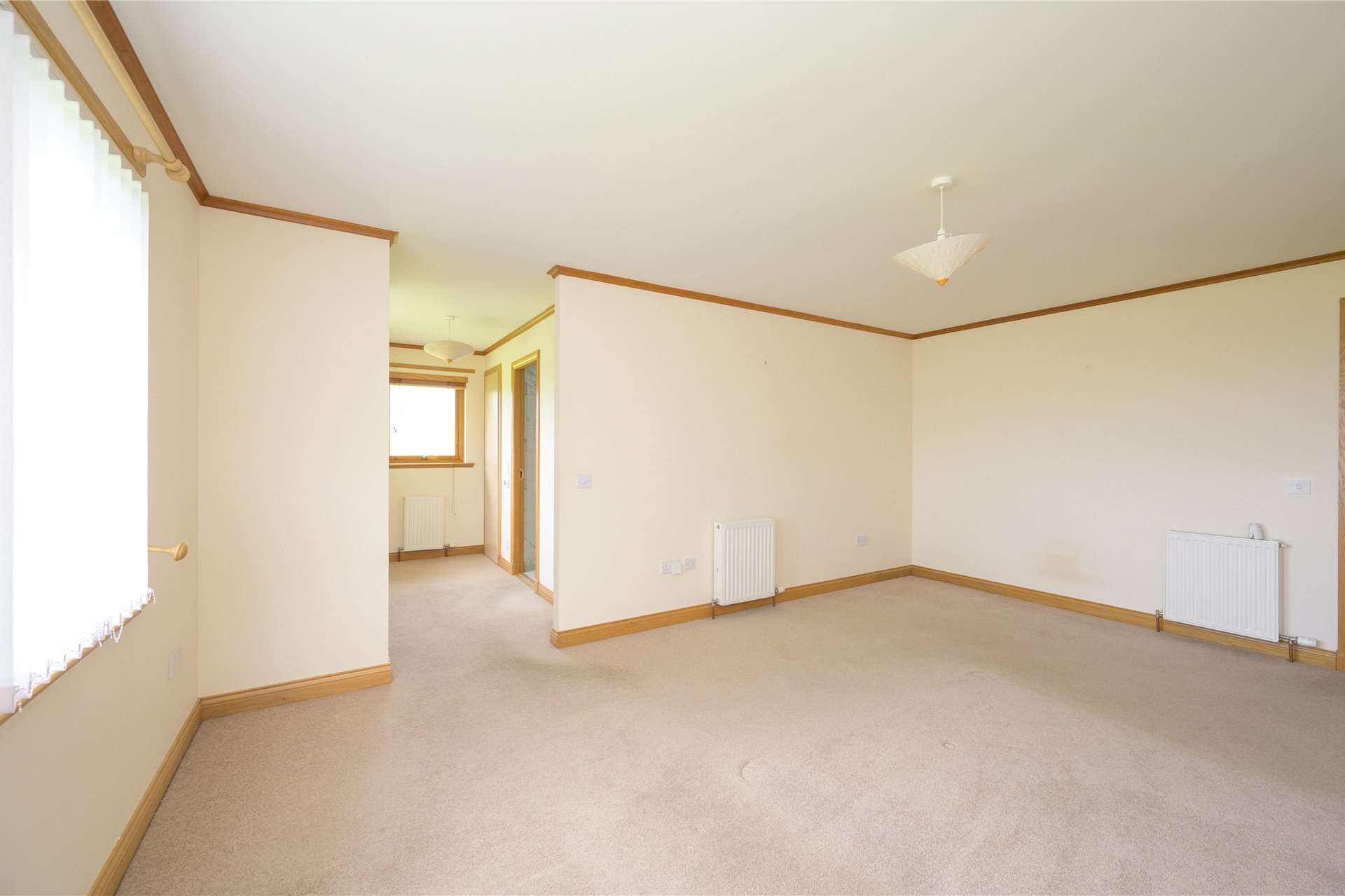 Beneveian, 1 West Mains Crofts, West Calder, West Lothian, EH55 8LD - Picture #16