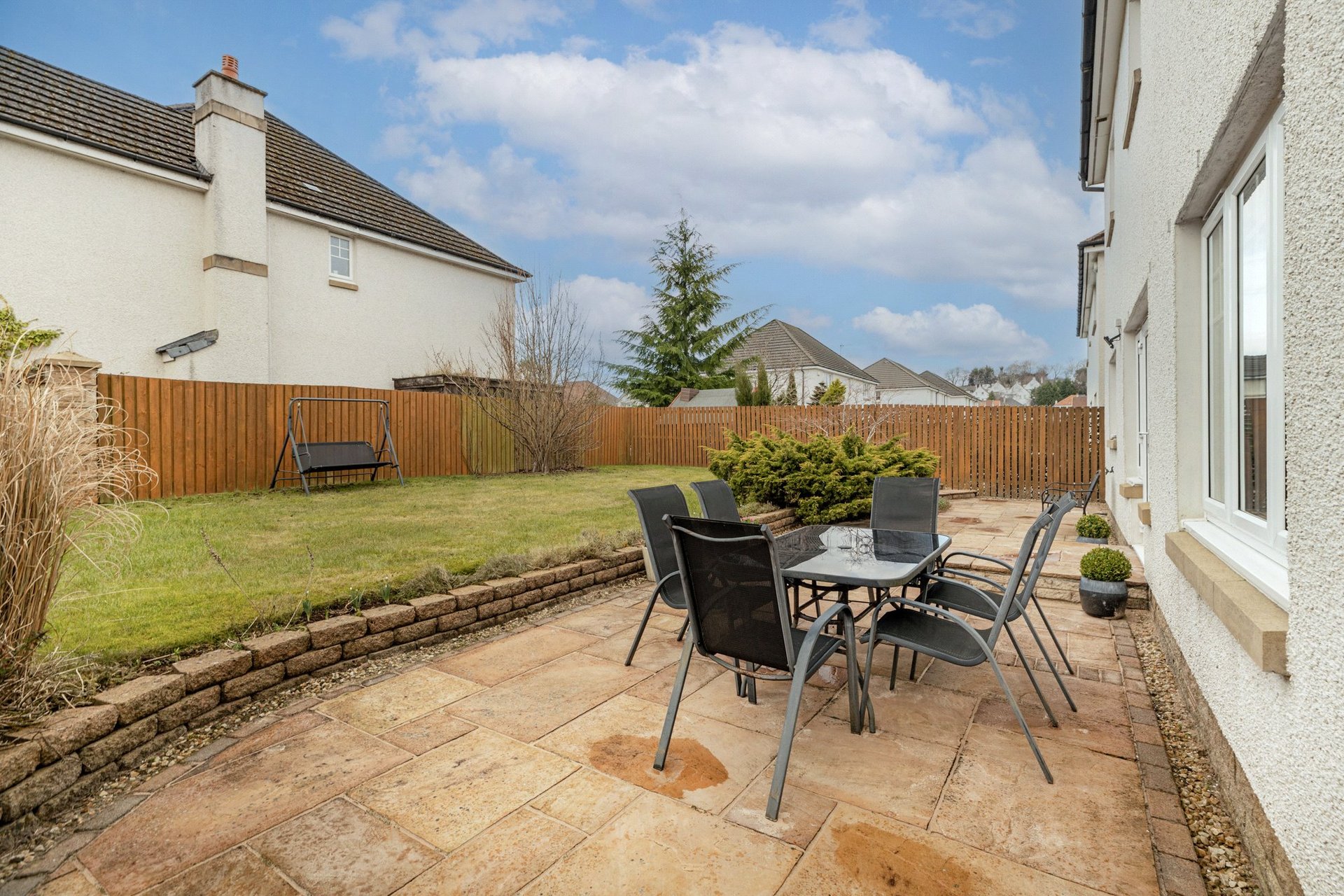 1 Robert Burns Drive, Bearsden, G61 3DD - Picture #42