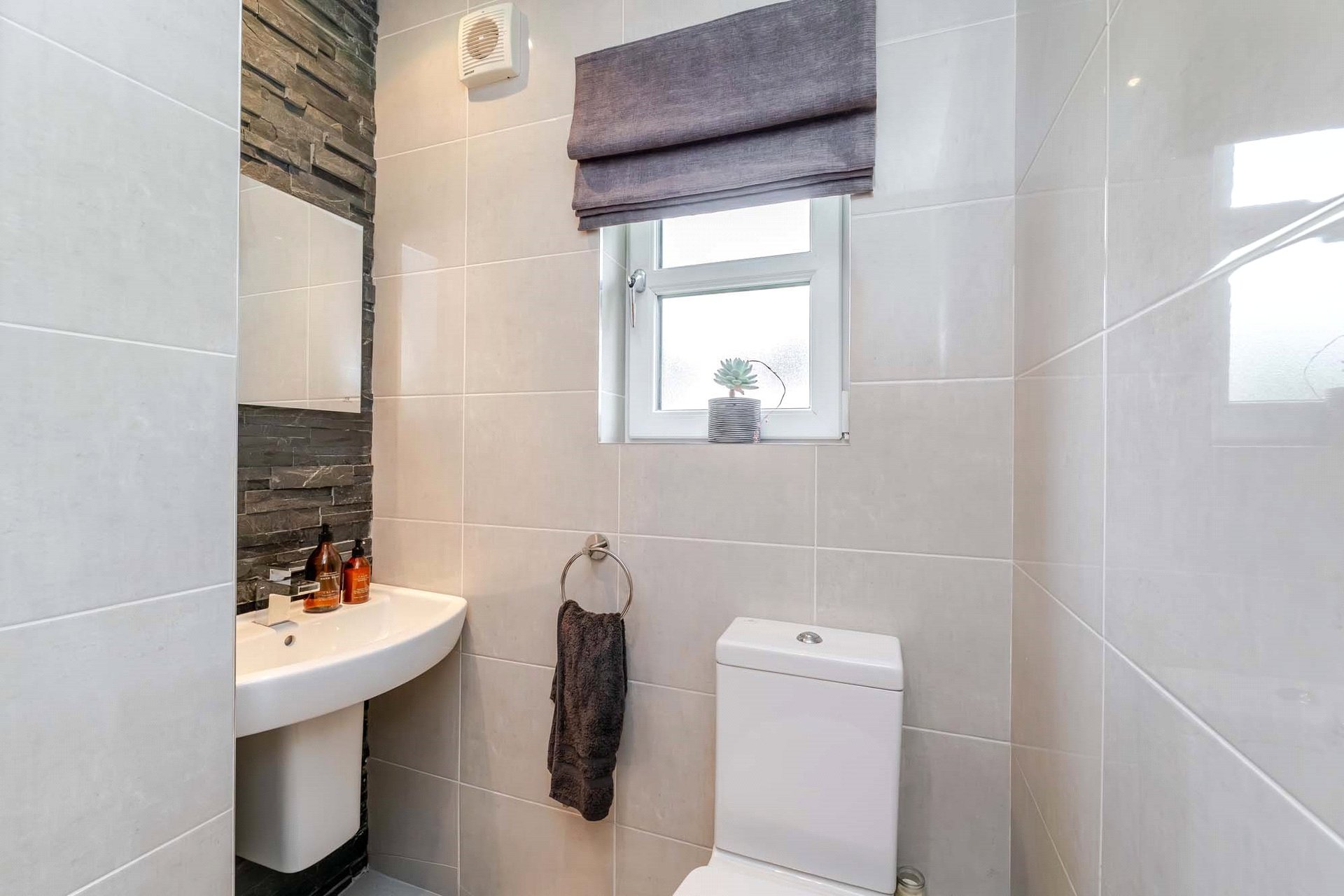 14 Cathkin Gate, High Burnside, South Lanarkshire, G73 5RW - Picture #8