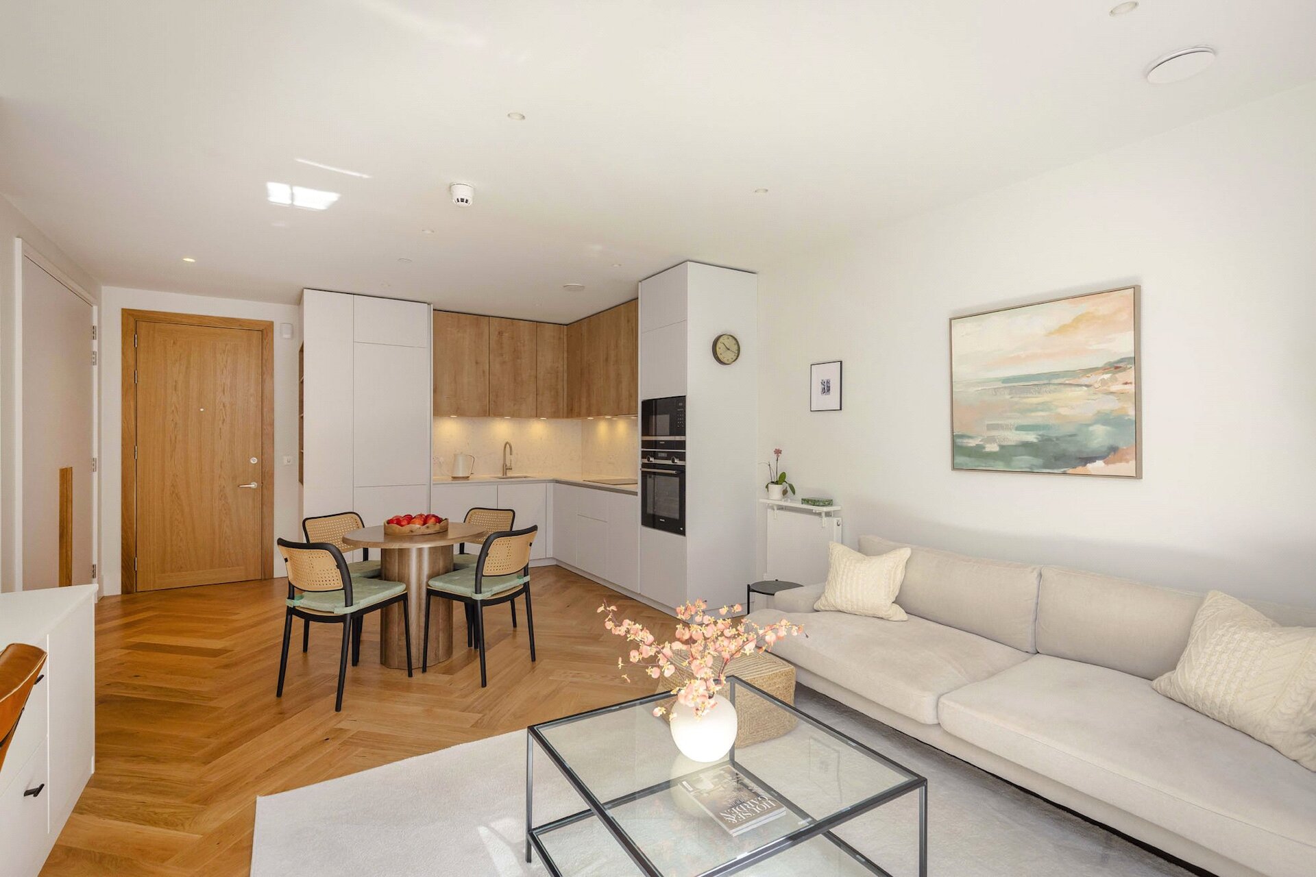 Flat 54 (Pavilion A), 1 St James Place, Pavilion A, Edinburgh, Midlothian, EH1 3BP - Picture #1