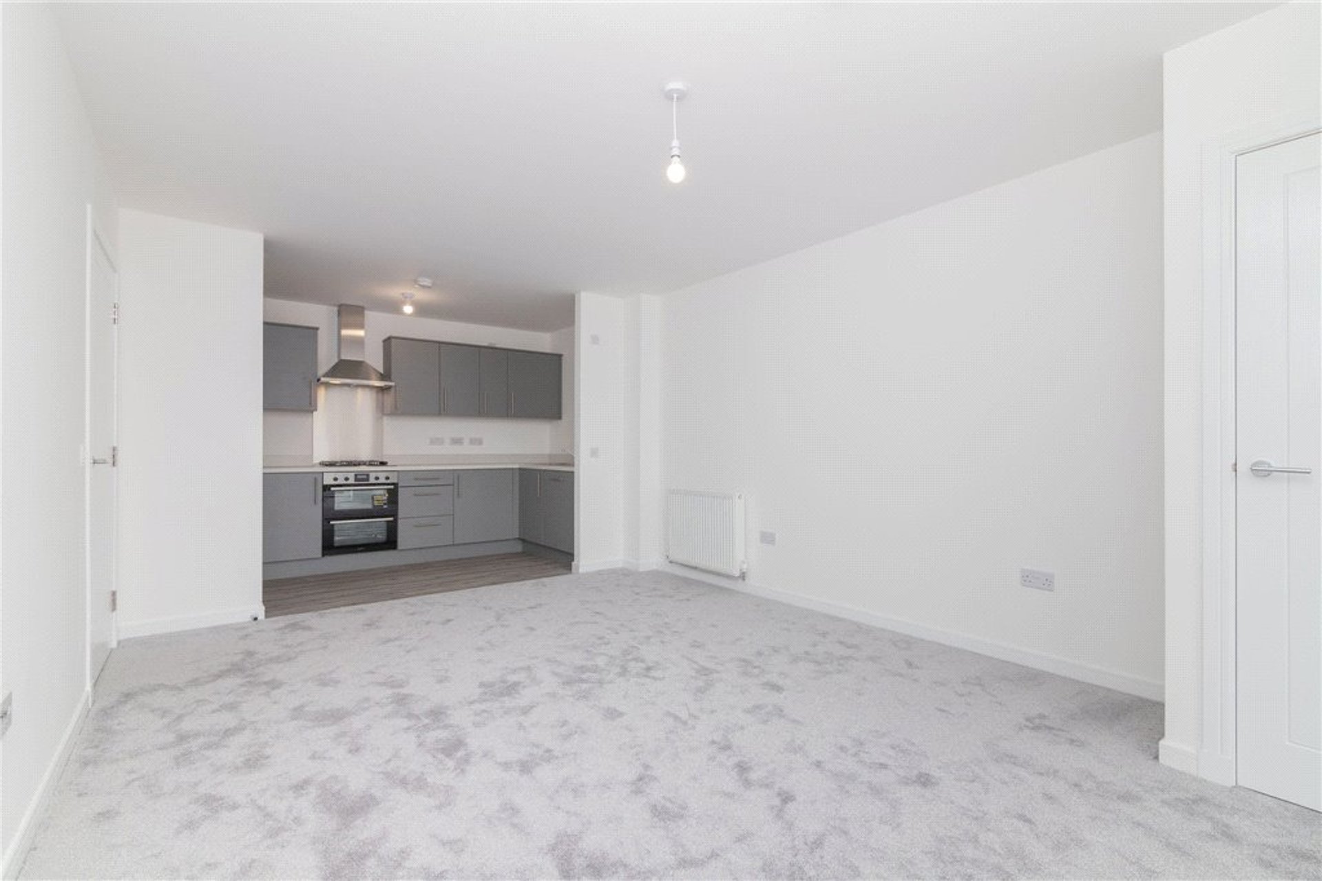 Flat 3/2, 233B Thornliebank Road, Glasgow, G46 7RG - Picture #4
