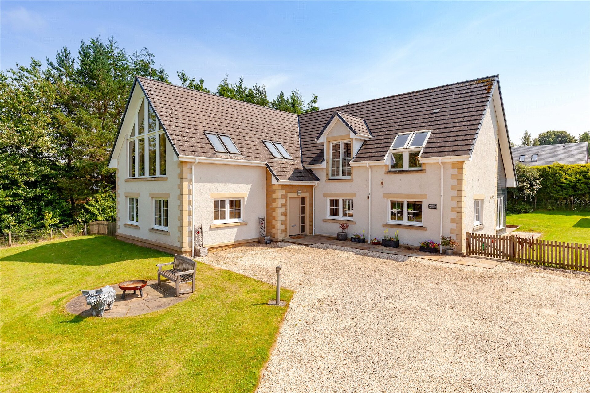 Tigh Na Darroch, Castleton Road, Auchterarder, PH3 1AG - Picture #1