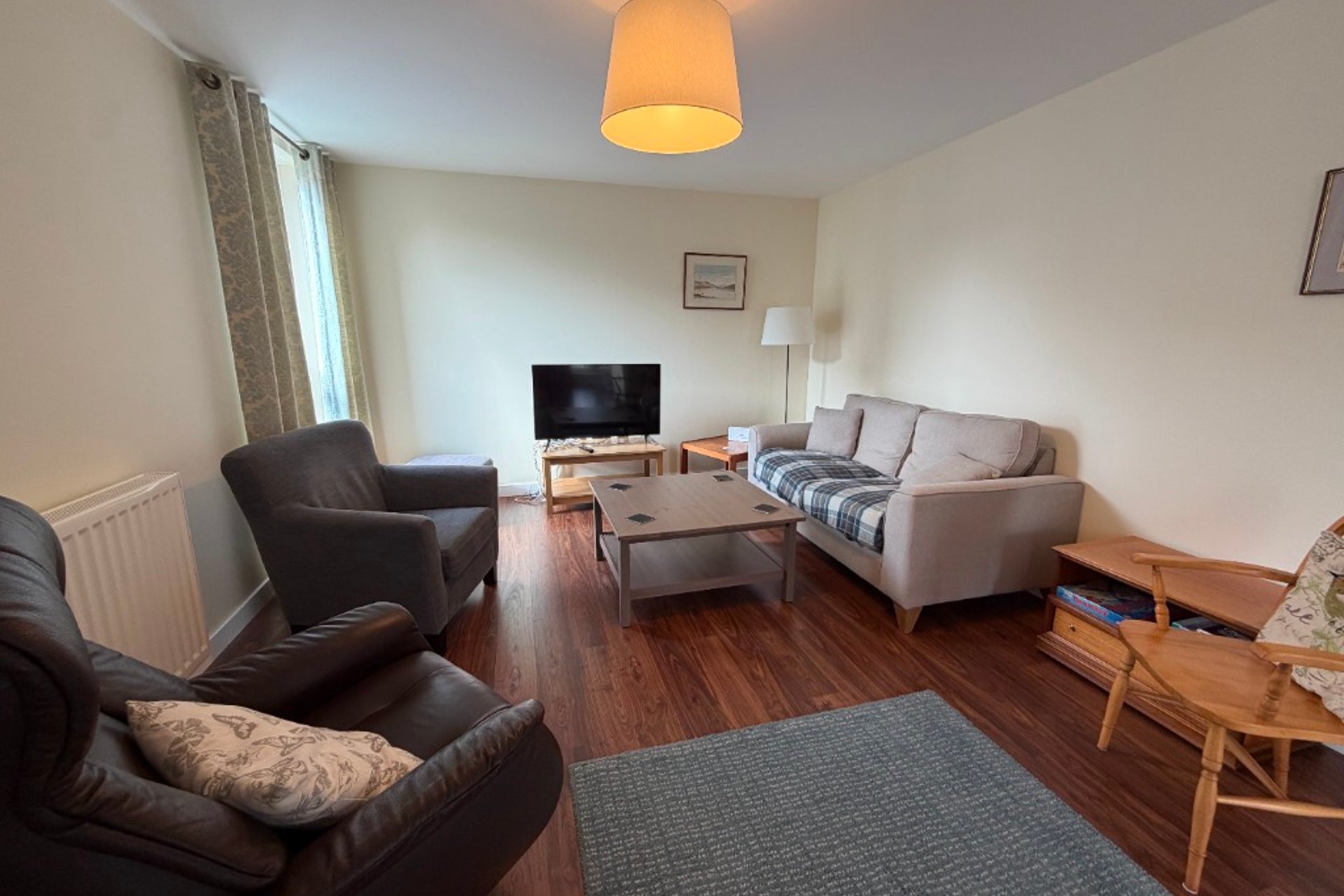 3 Kimmerghame Drive, Fettes, Edinburgh, EH4 2GJ - Picture #2