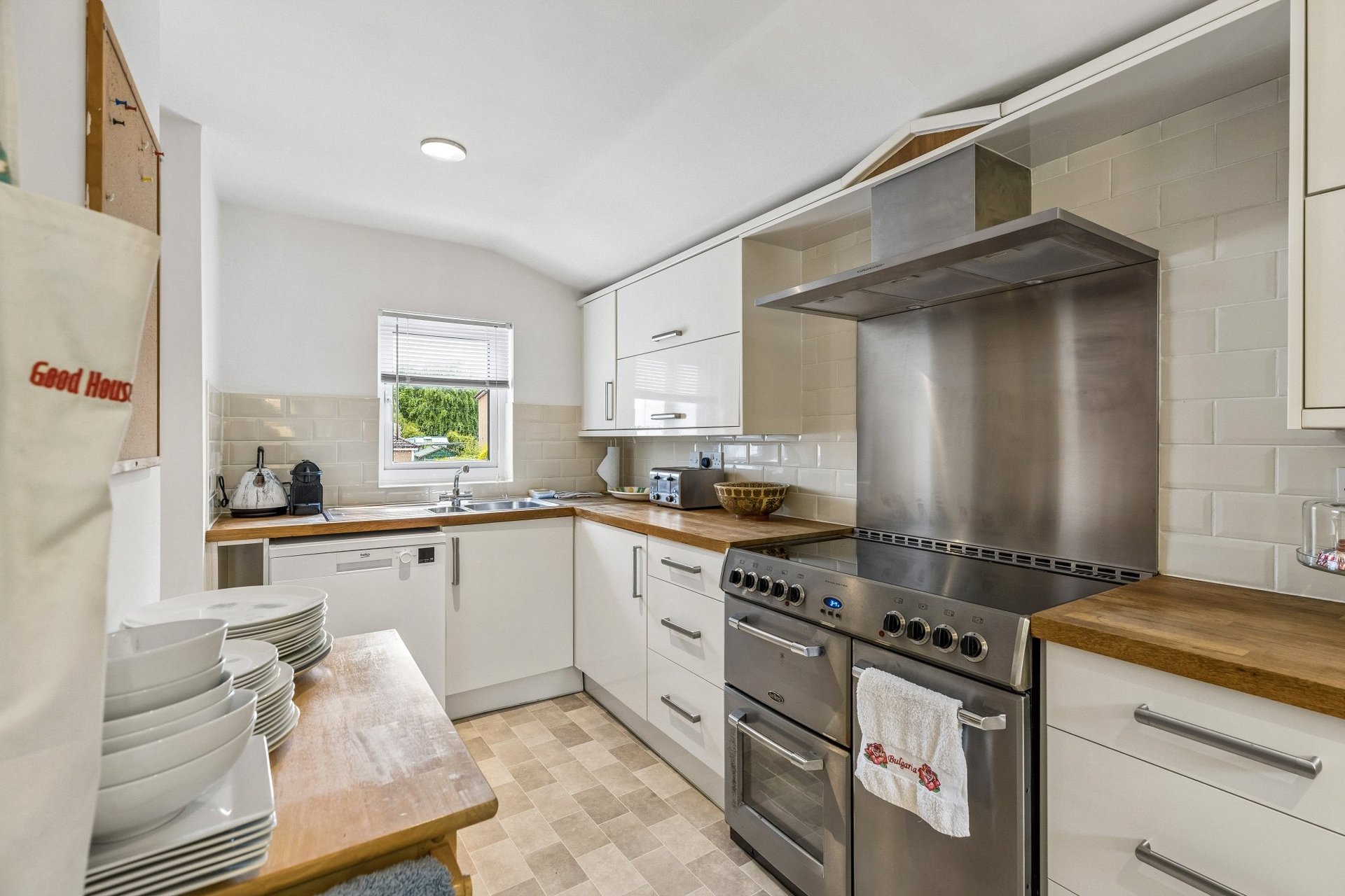 14 Hillfoot Drive, Bearsden, G61 3QQ - Picture #12