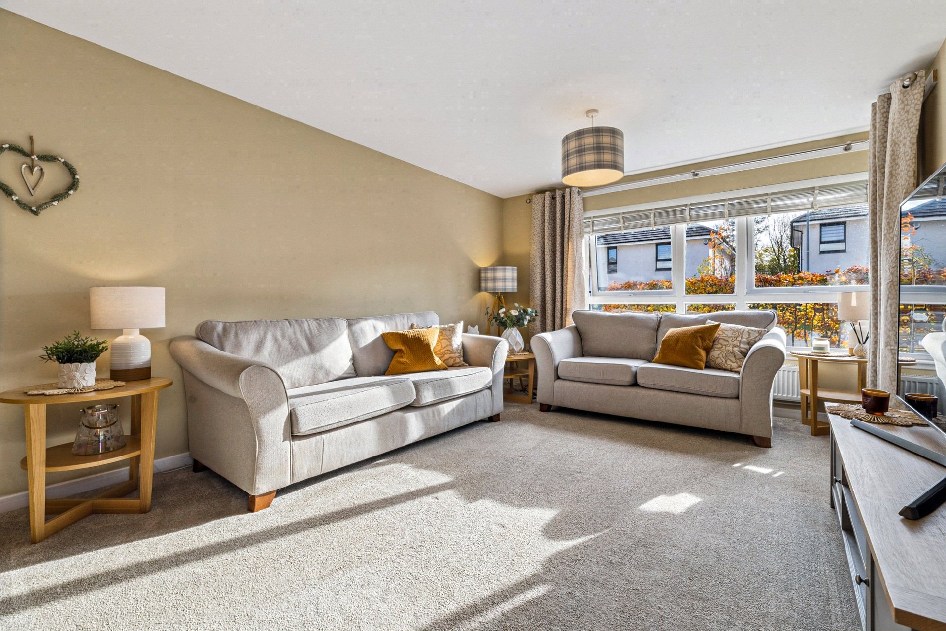 93 Aldton Park, Newton Mearns, Glasgow, G77 5US - Picture #5