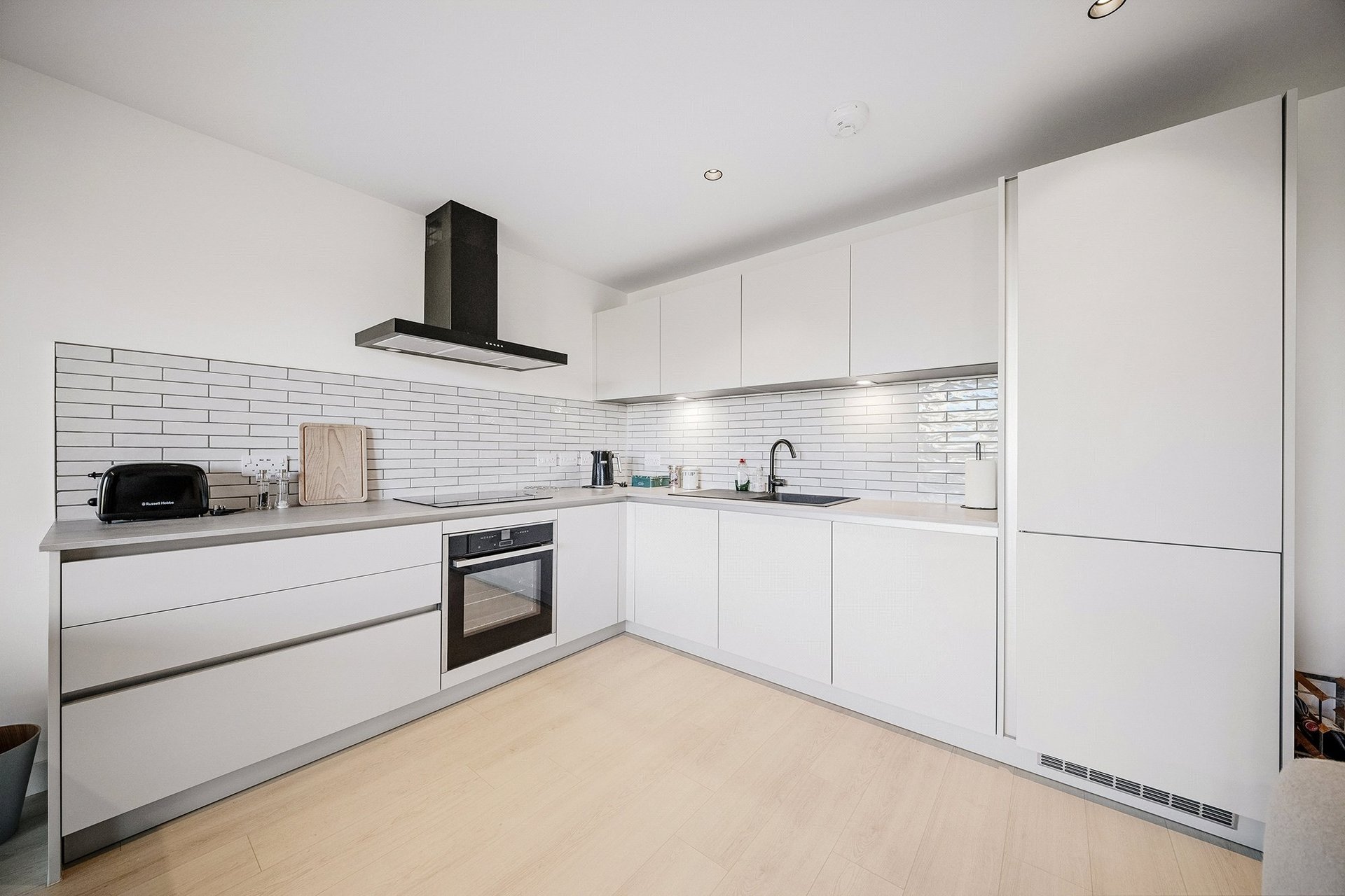 Flat 8, 200 Great Junction Street, Leith, Edinburgh, EH6 5LW - Picture #6