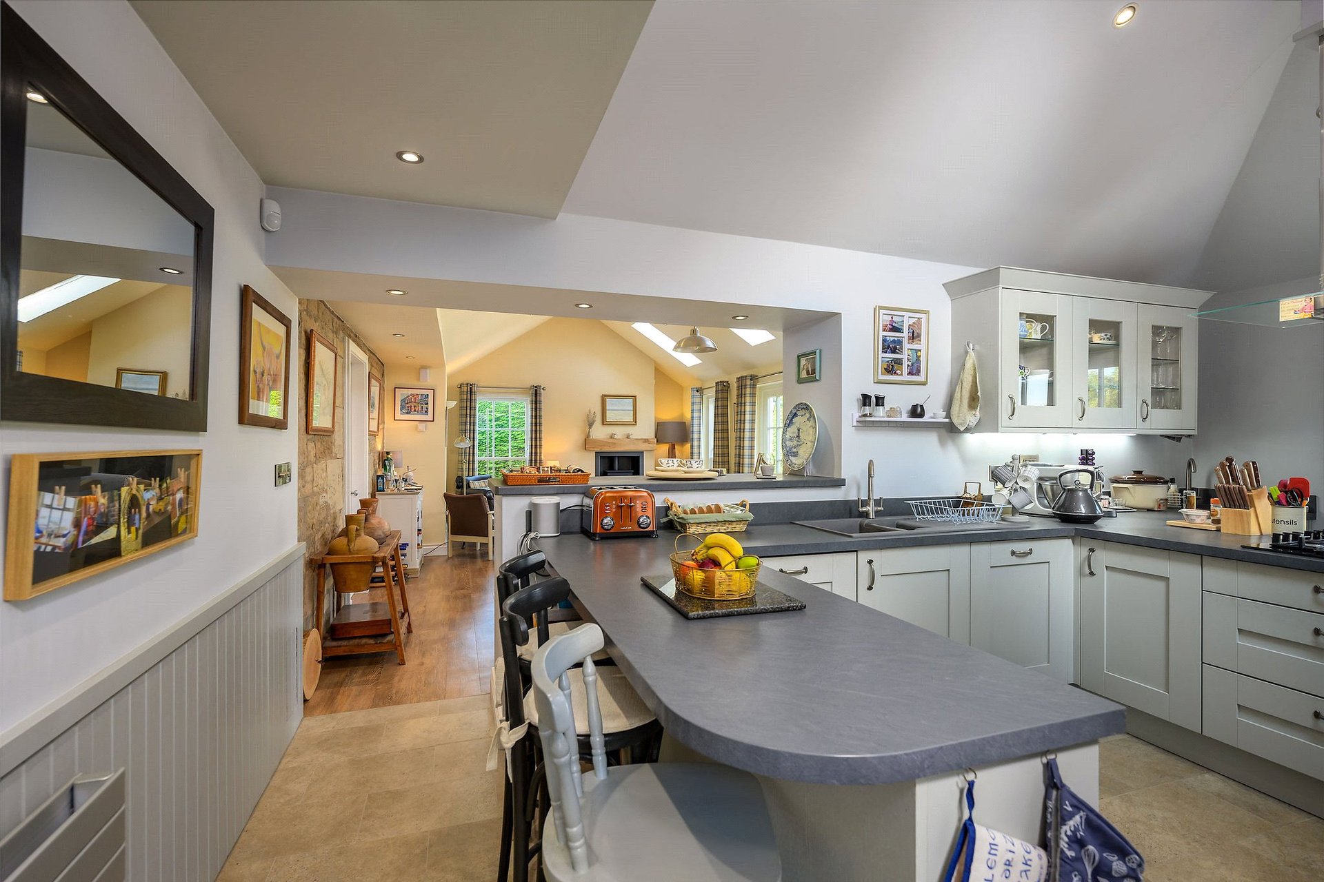 The Old Manse, 35 Woodlands Road, Lundin Links, Leven, KY8 6HG - Picture #8