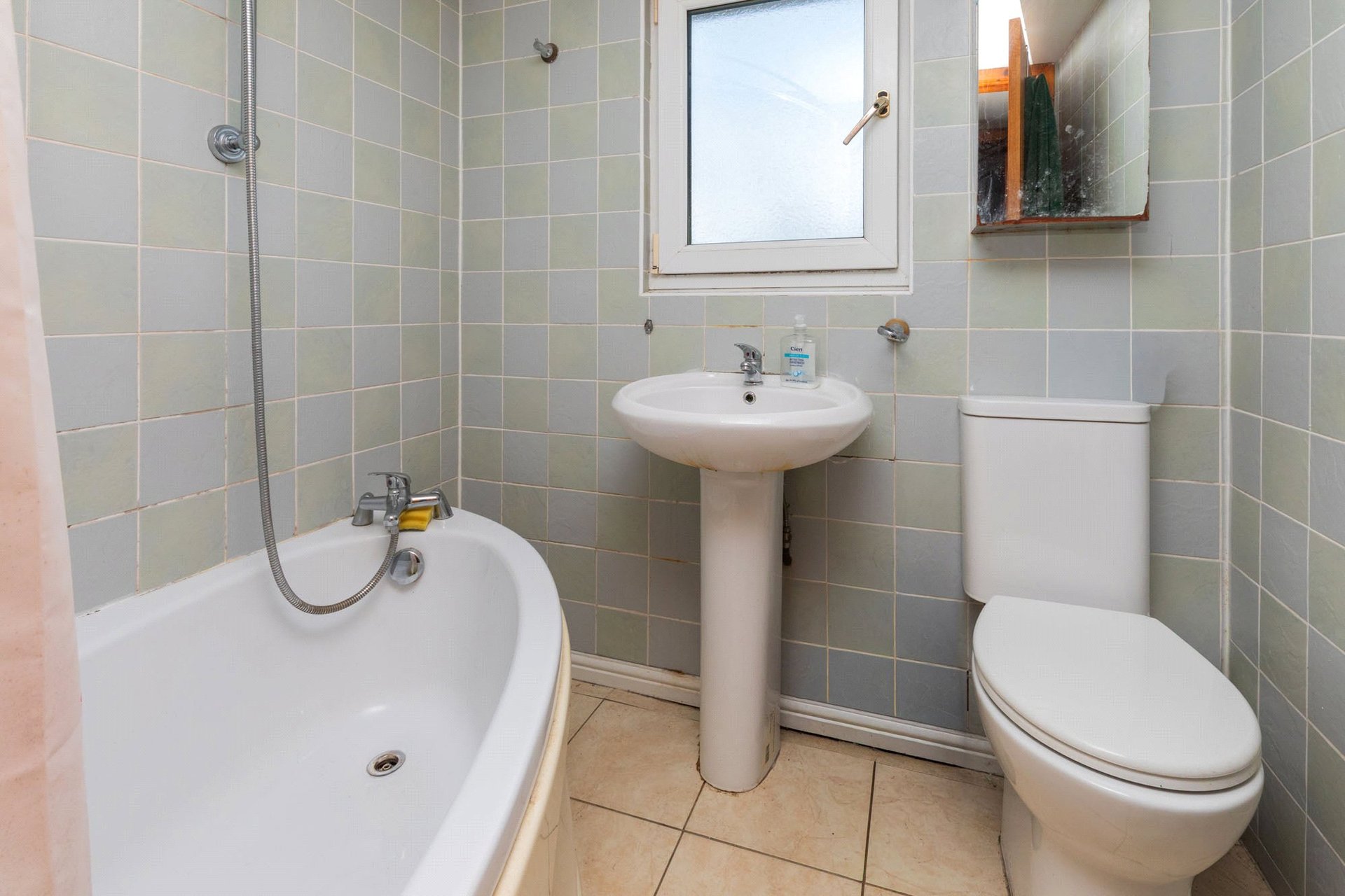 3 Moraine Drive, Clarkston, Glasgow, East Renfrewshire, G76 7QJ - Picture #22
