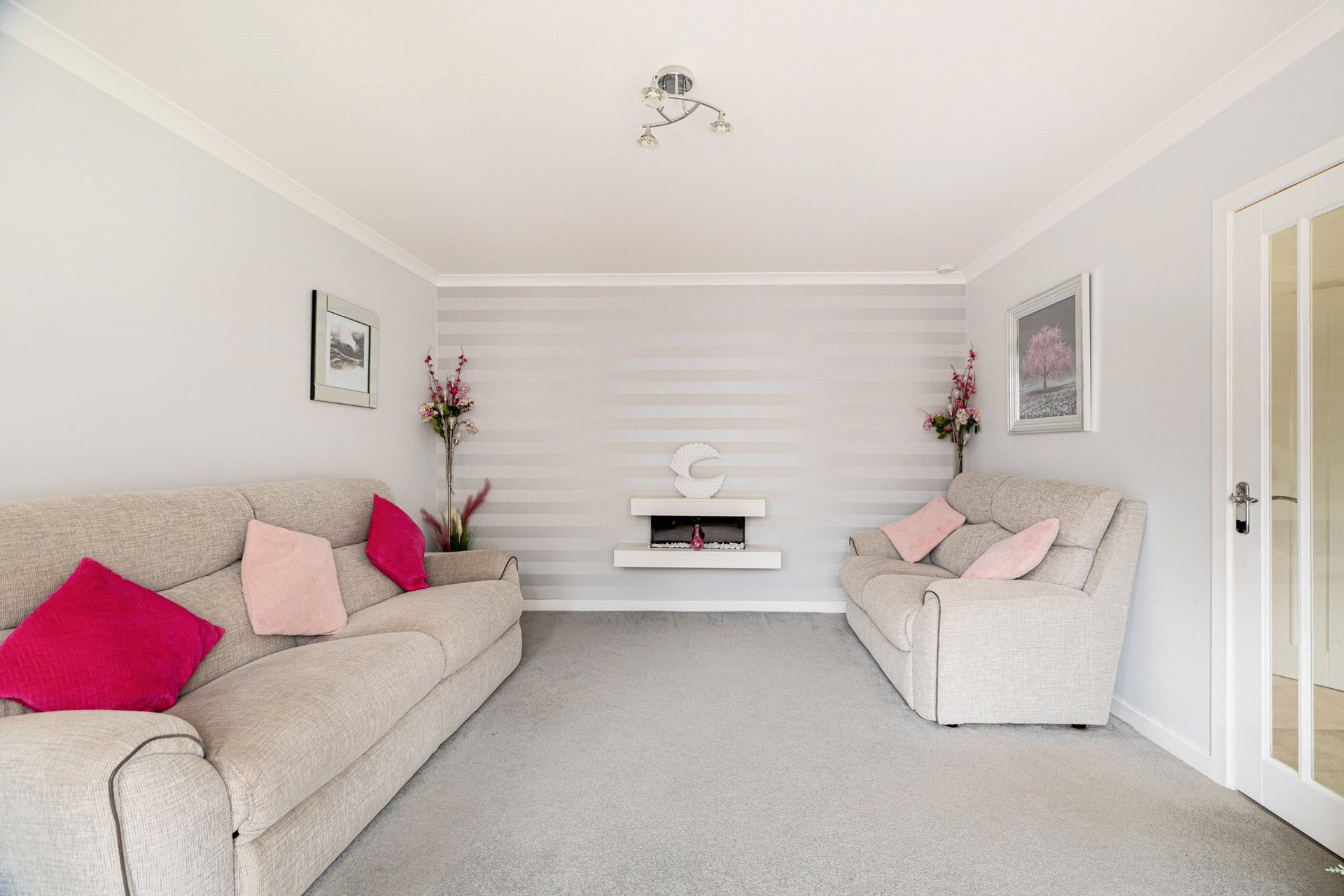 3 Tower Place, Milngavie, G62 8HU - Picture #4